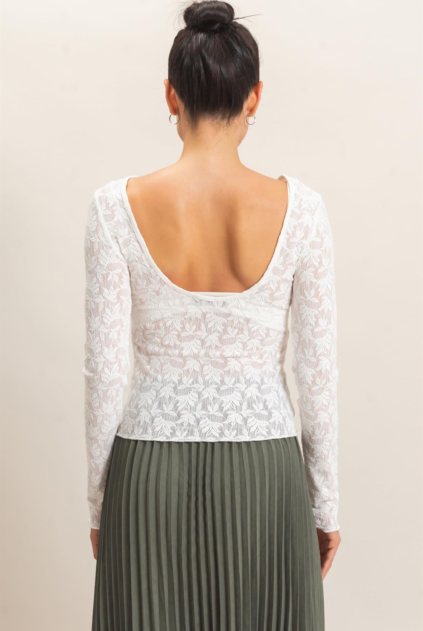 Wholesale Floral Lace Long Sleeve Top Clothing Tops HF26E309 OFF WHITE HYFVE