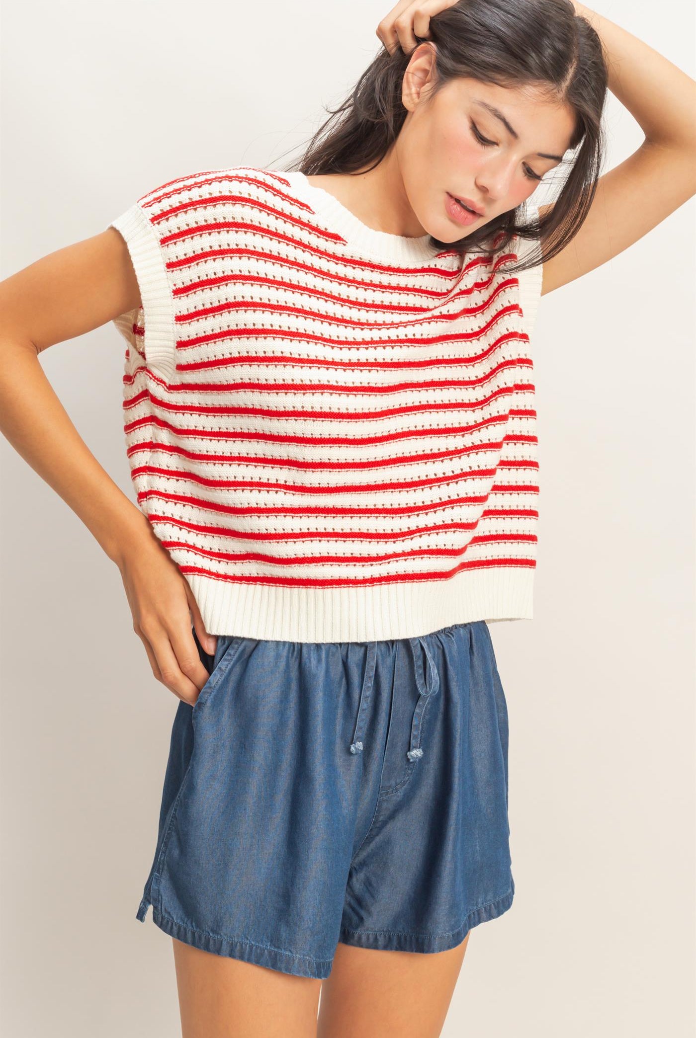 Wholesale Striped Sleeveless Crew Neck Top Sweaters DZ26A222 RED DOUBLE ZERO