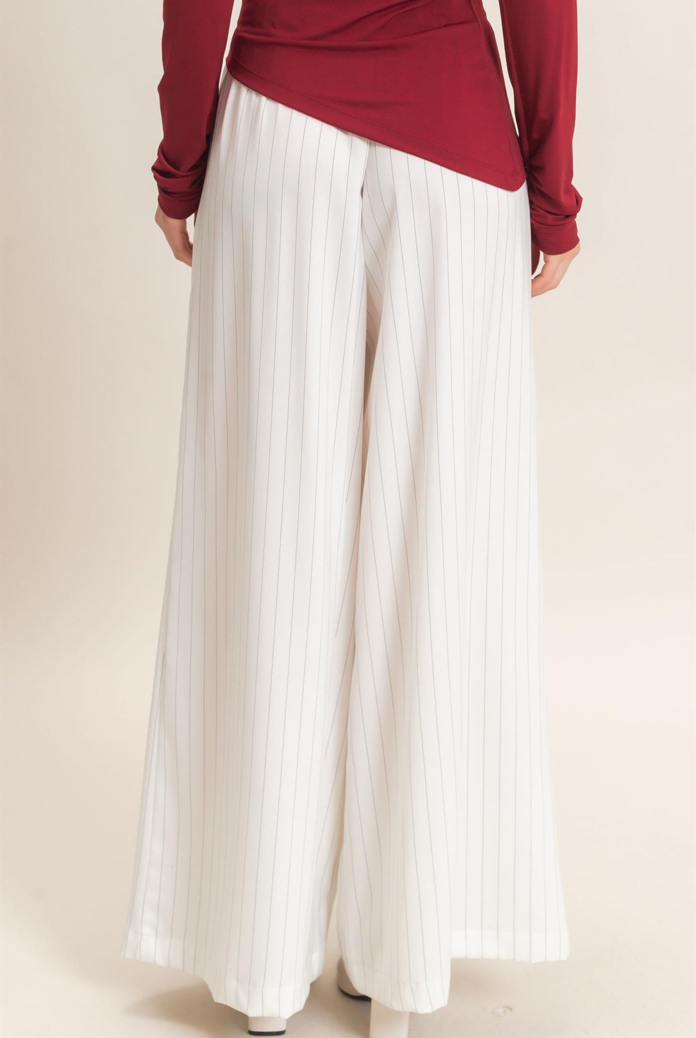 Wholesale Pinstripe Wide-Leg Pants Pants HF25F030 WHITE HYFVE