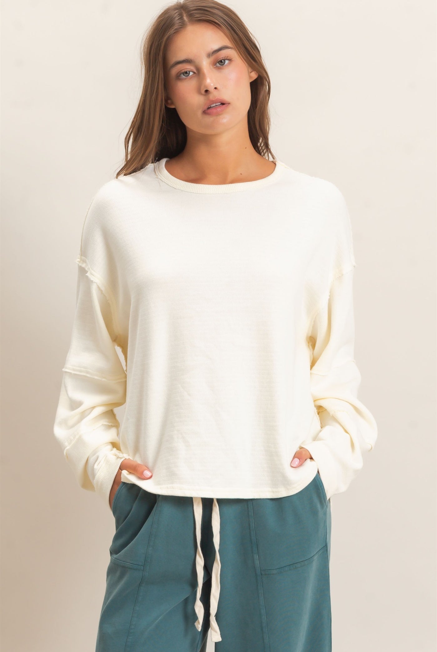Wholesale Mineral Wash Overzised Raw Edge Crew Neck Top Clothing Tops DZ26E449 CREAM DOUBLE ZERO