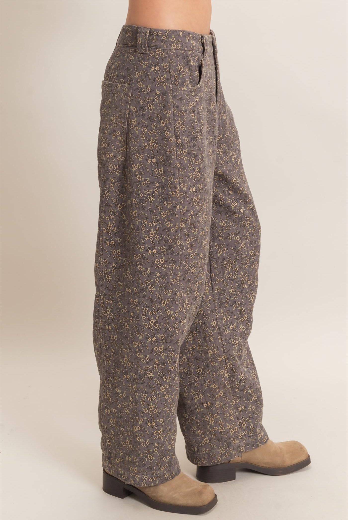 Wholesale Floral Print Garment Wash Barrel Pants Pants HF26C840 ASH HYFVE