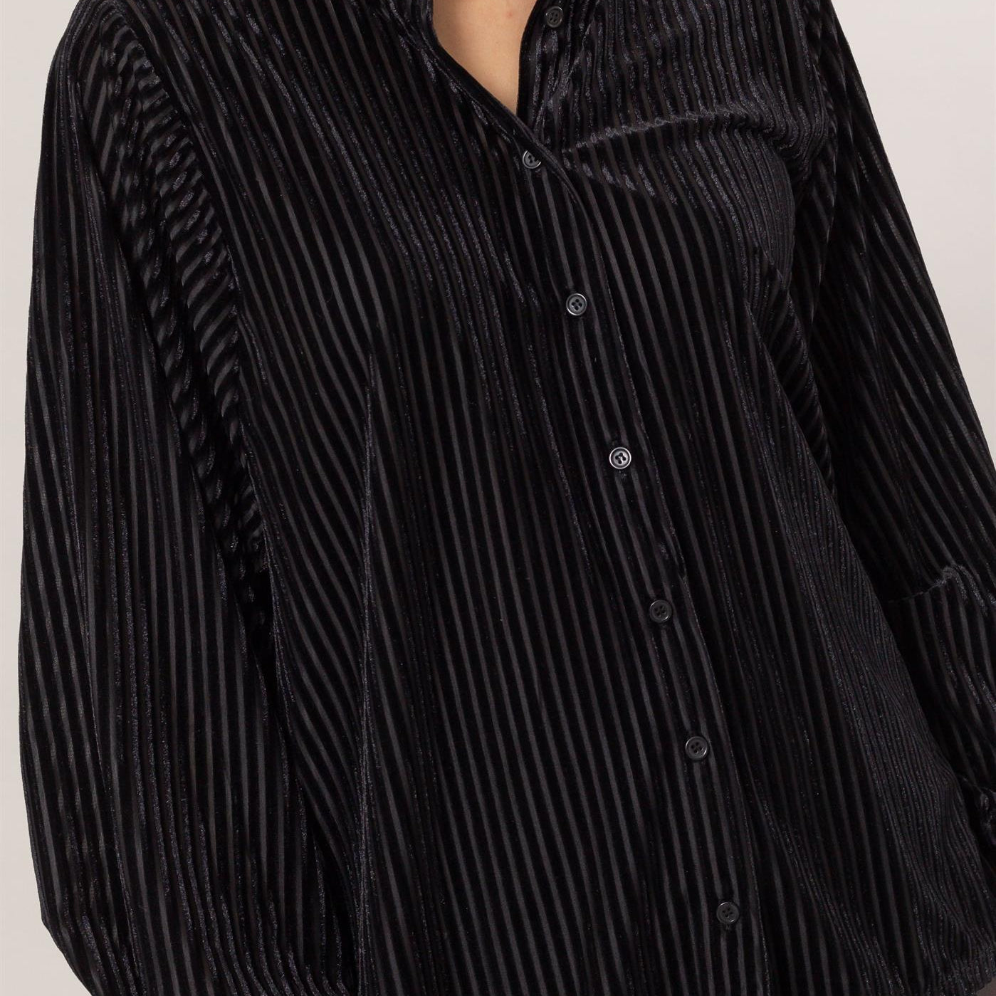Wholesale Velvet Striped Blouse Blouses HF24F968 BLACK HYFVE