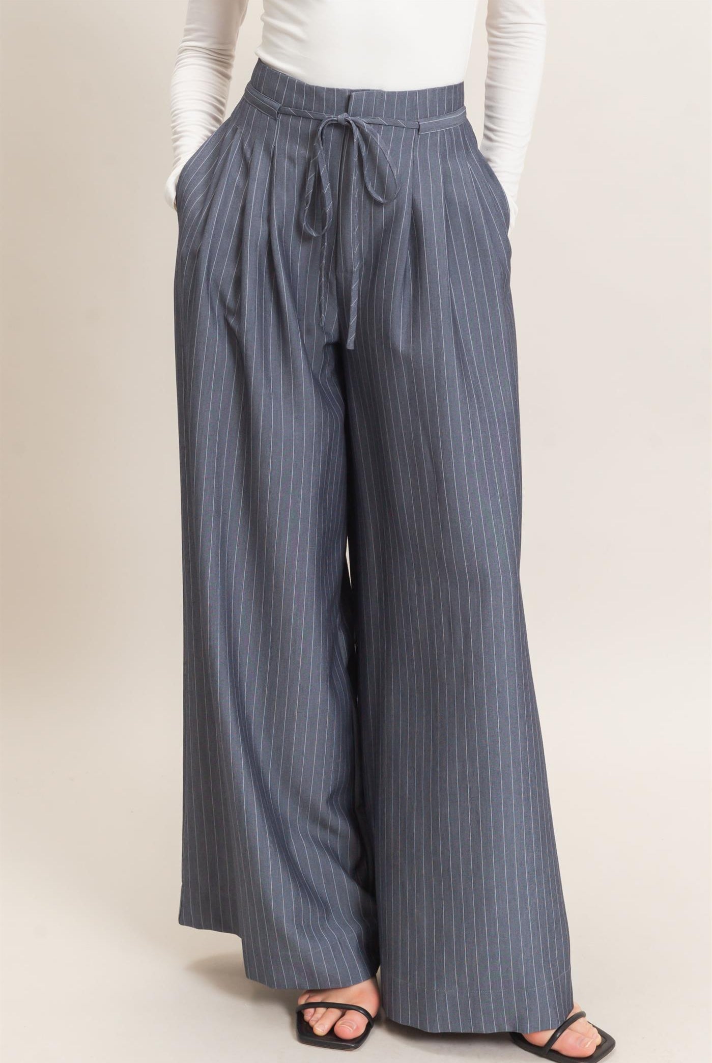 Wholesale Pleated Wide-Leg Pants Pants HF26A776 LIGHT NAVY HYFVE