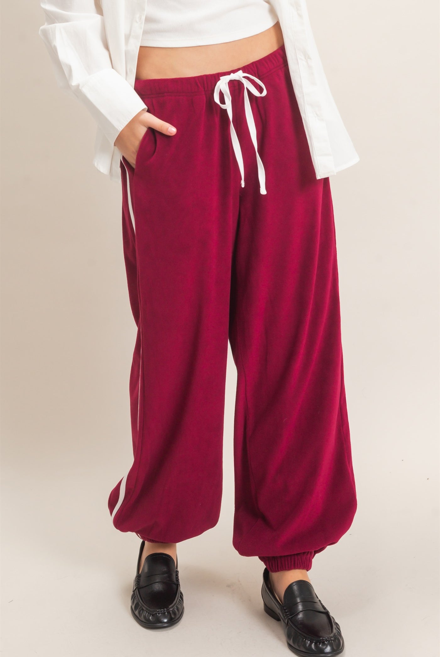 Wholesale Drawstring Waist Jogger Pants Joggers HF26E424-D BURGUNDY HYFVE