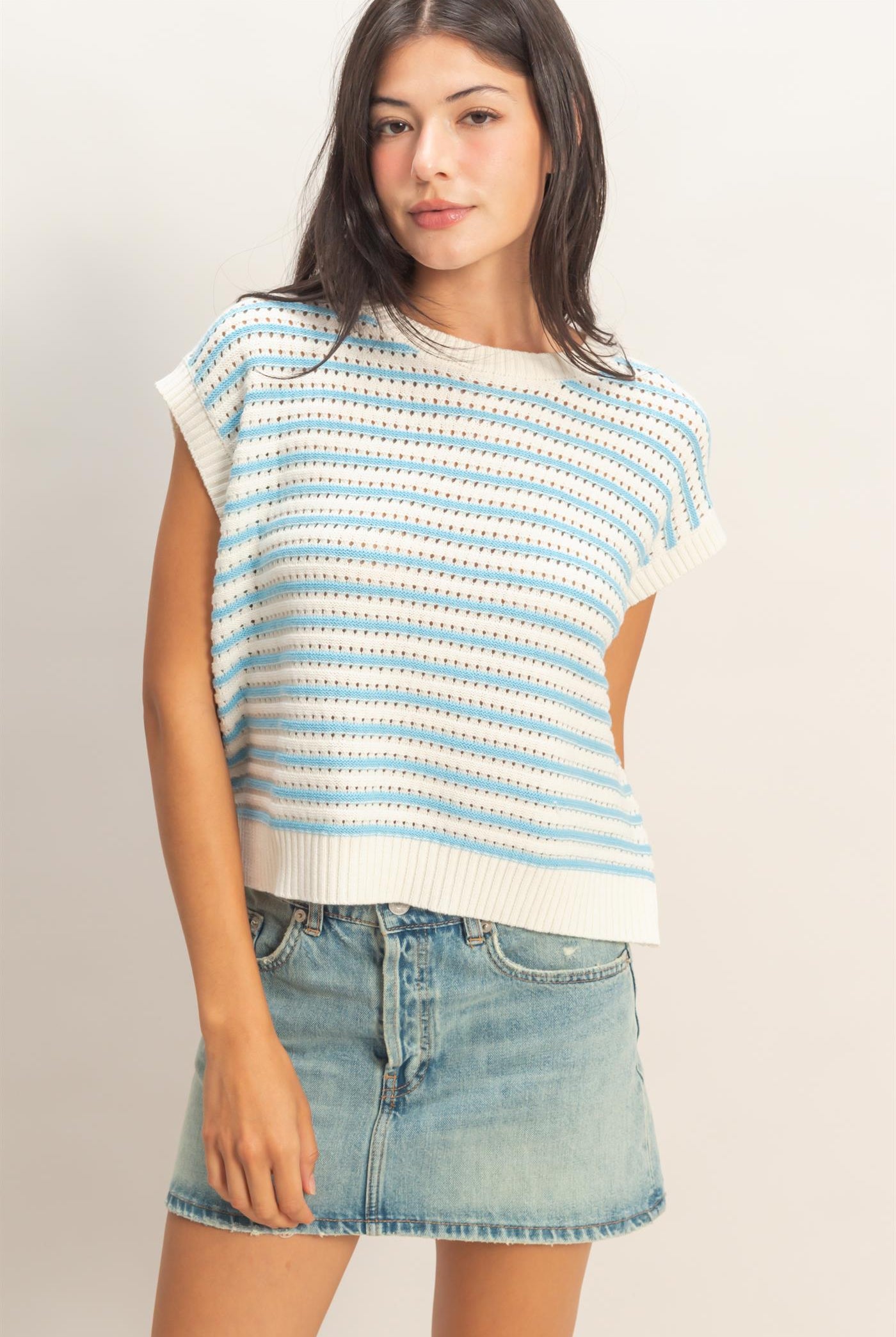 Wholesale Striped Sleeveless Crew Neck Top Sweaters DZ26A222 BLUE DOUBLE ZERO