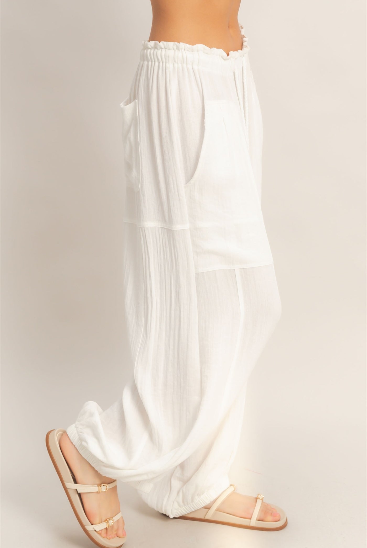 Wholesale Elastic Hem Drawstring Pants Pants HF26A905-D WHITE HYFVE