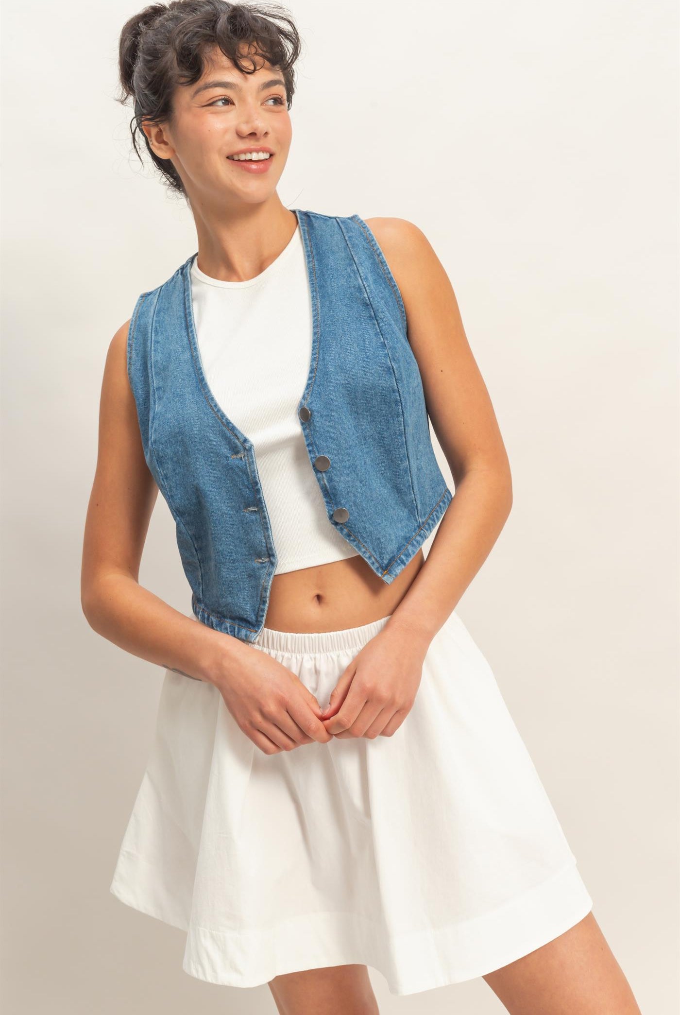 Wholesale V-Neck Sleeveless Denim Vest Clothing Tops DZ26C736 MEDIUM BLUE DOUBLE ZERO