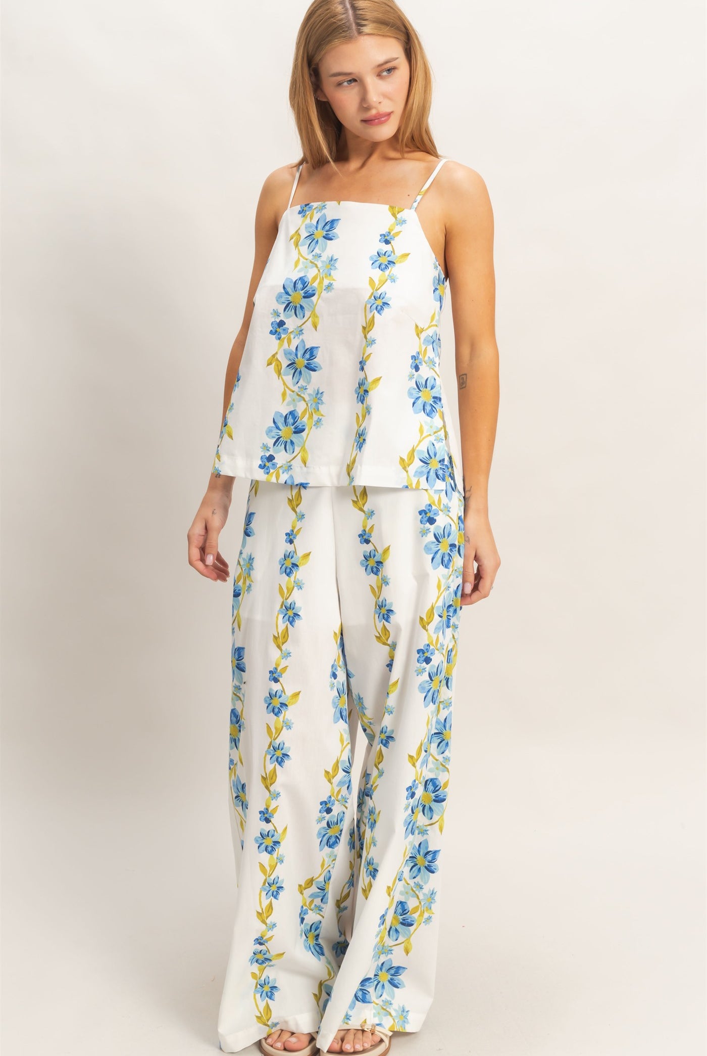 Wholesale Floral Spaghetti Strap Top & Pants Set Clothing HF26C569-SET BLUE HYFVE