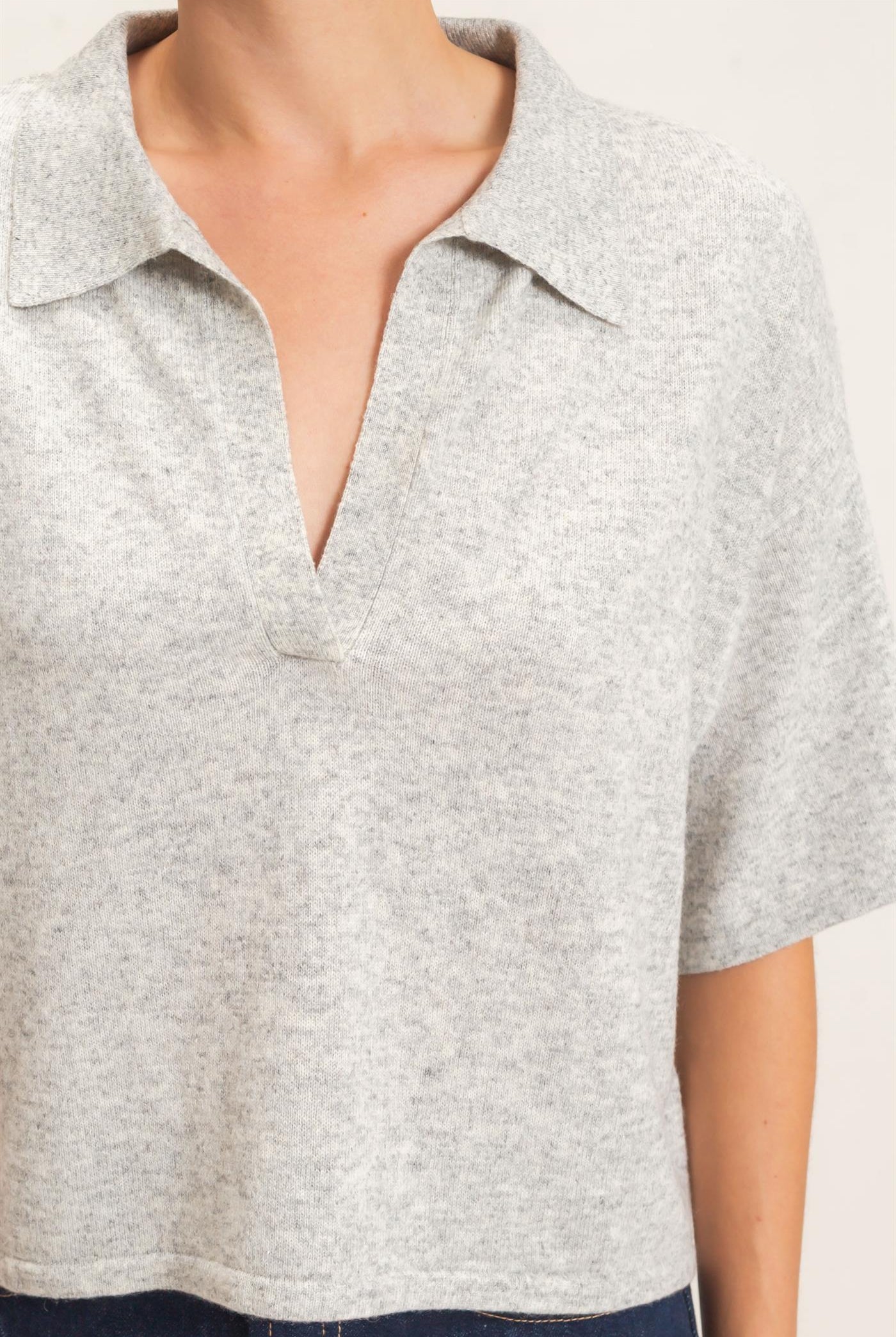 Wholesale Collared V-Neck Sweater Sweaters HF26E038 HEATHER GRAY HYFVE