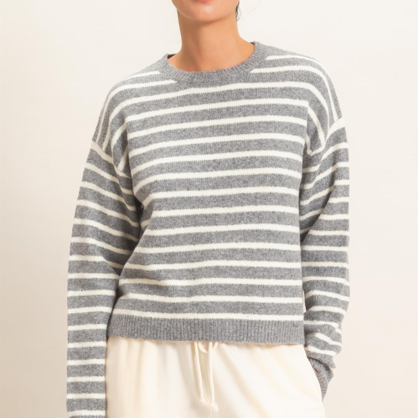 Wholesale Striped Crew Neck Sweater Sweaters DZ26C612 HEATHER GRAY DOUBLE ZERO