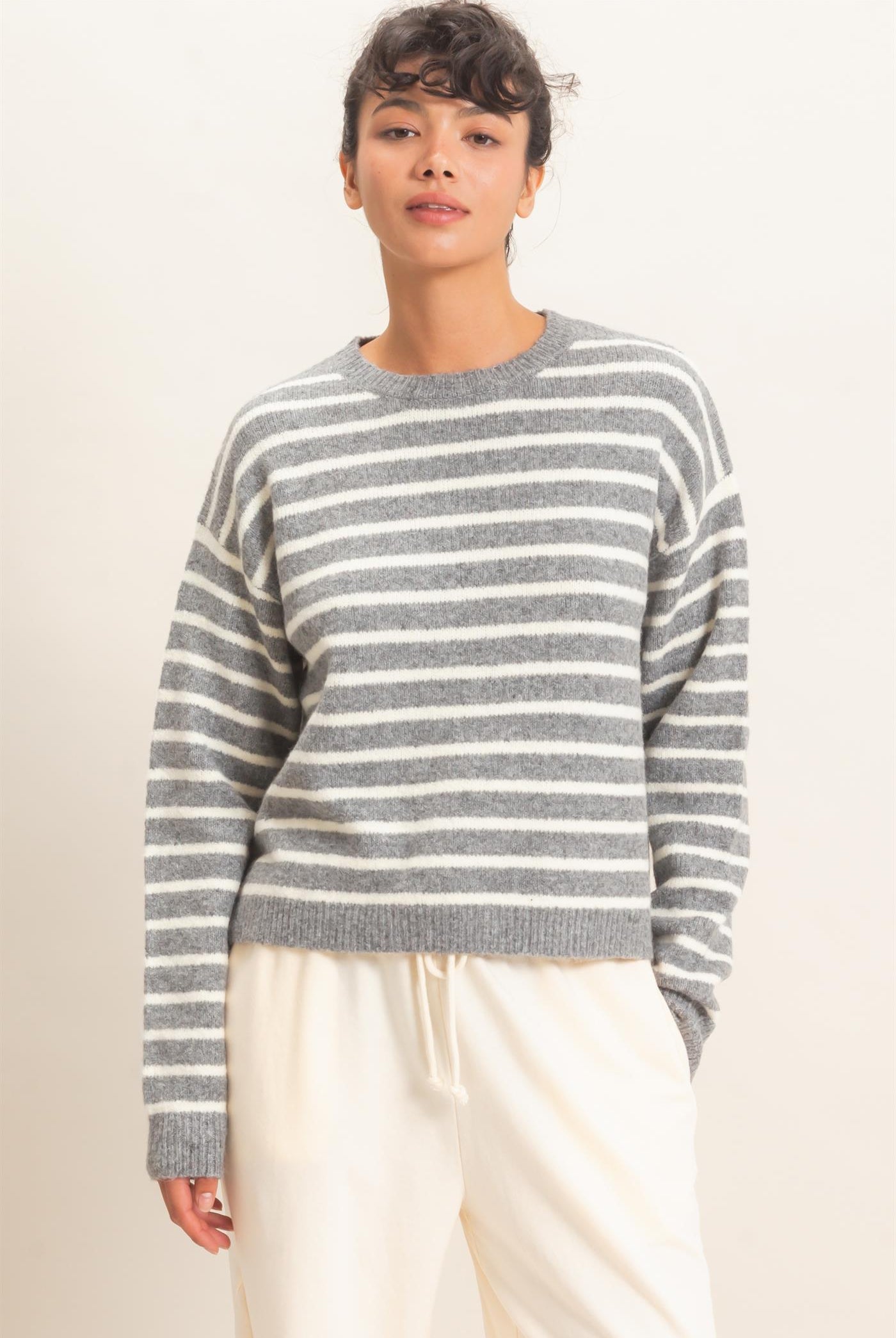Wholesale Striped Crew Neck Sweater Sweaters DZ26C612 HEATHER GRAY DOUBLE ZERO