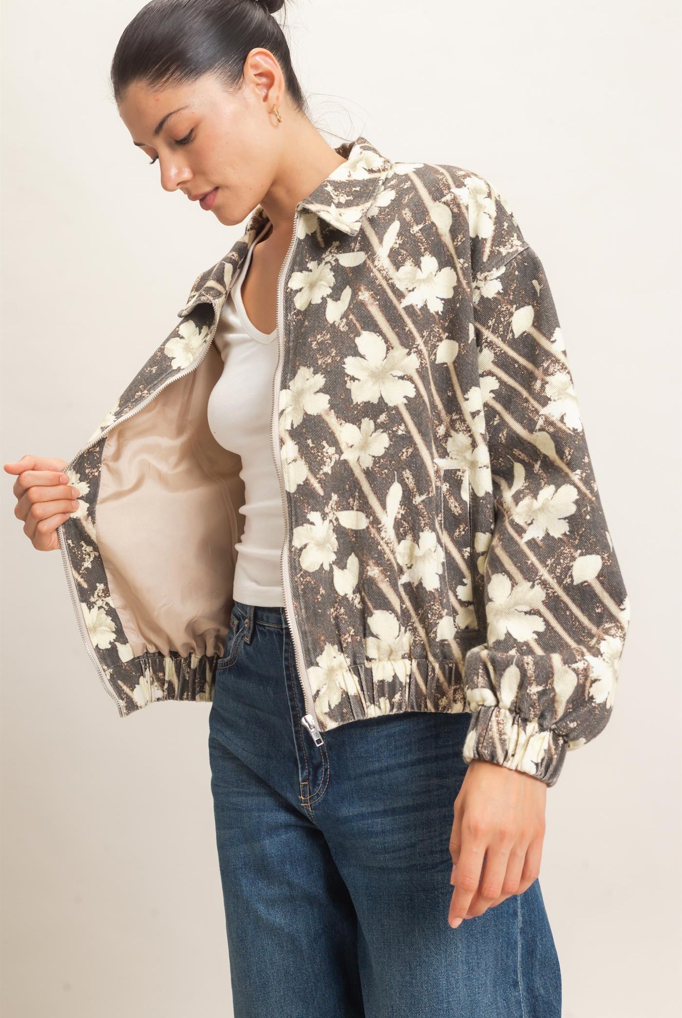 Wholesale Floral Zip-Up Bomber Jacket Bomber Jackets HF26C837 BROWN HYFVE