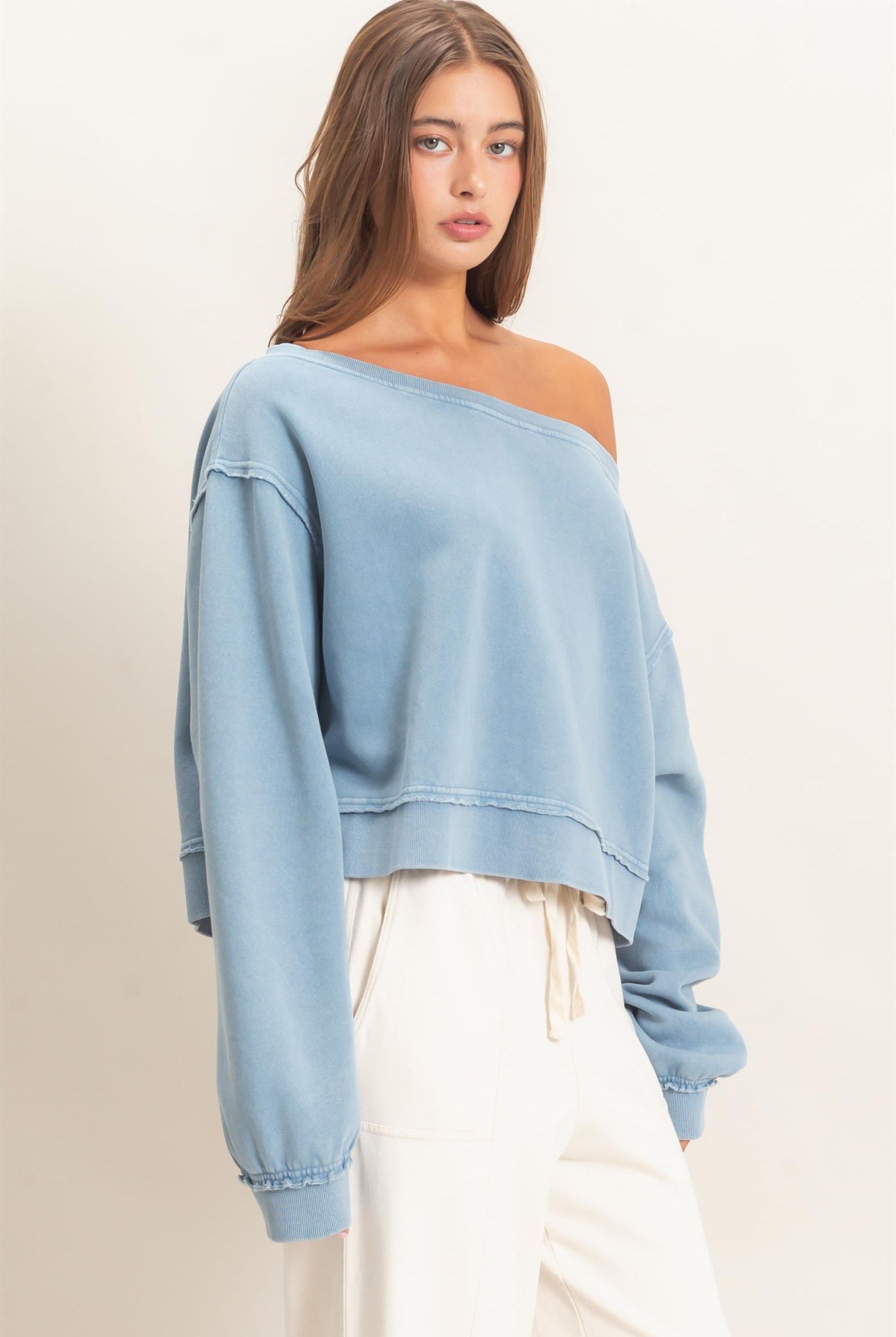 Wholesale Raw Edge Acid Wash Off The Shoulder Sweatshirt Sweatshirts DZ26F013 DUSTY BLUE DOUBLE ZERO