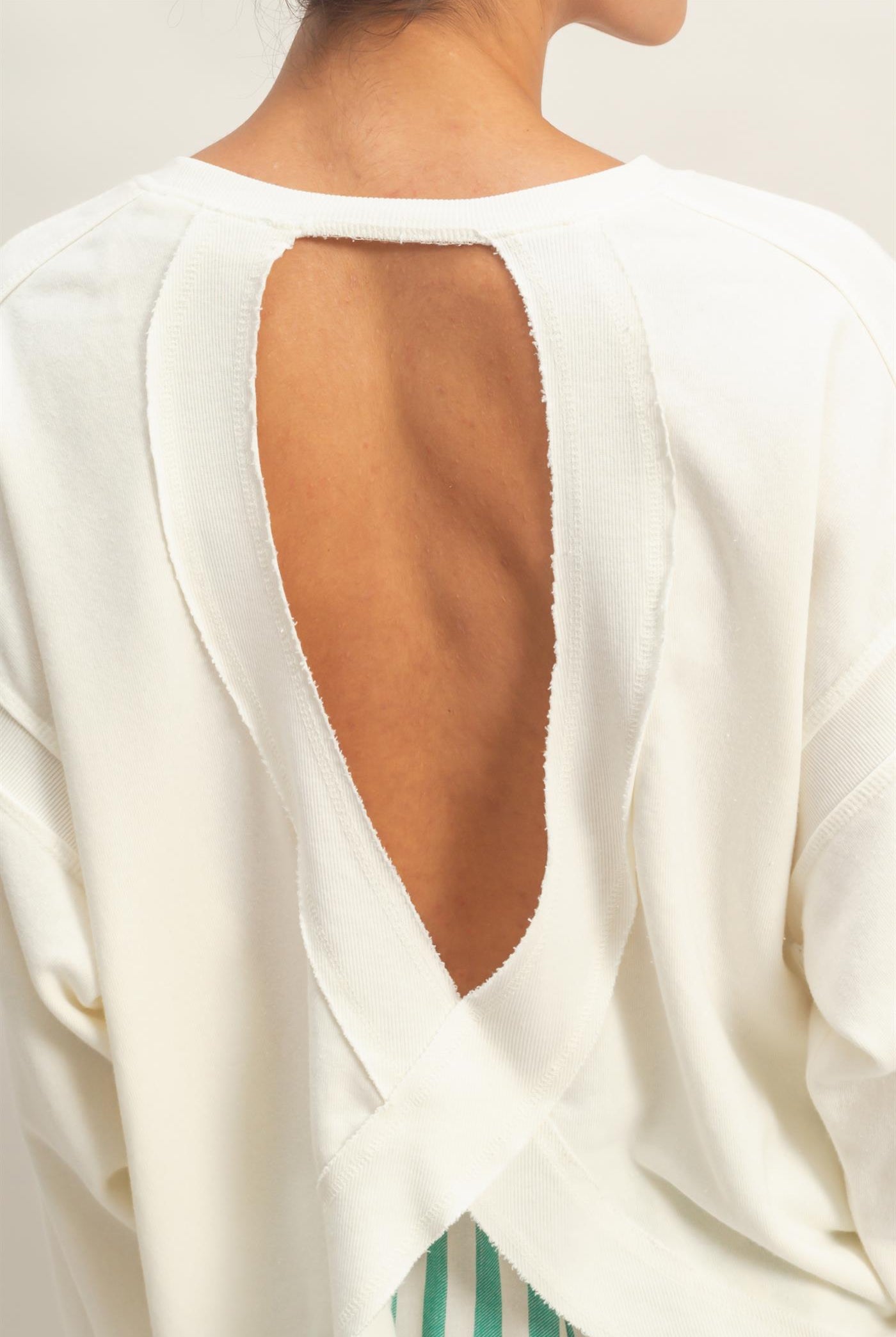 Wholesale Oversized Cross Detail Open Back Sweatshirt Clothing Tops DZ26E050 CREAM DOUBLE ZERO