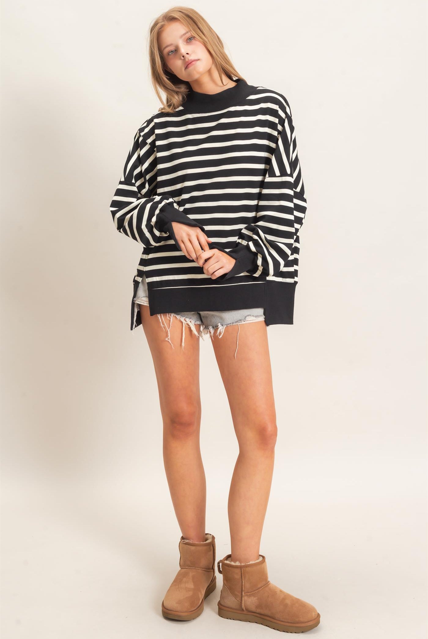 Wholesale Striped Mock Neck Sweatshirt Sweatshirts HF27A178-D BLACK/CREAM HYFVE