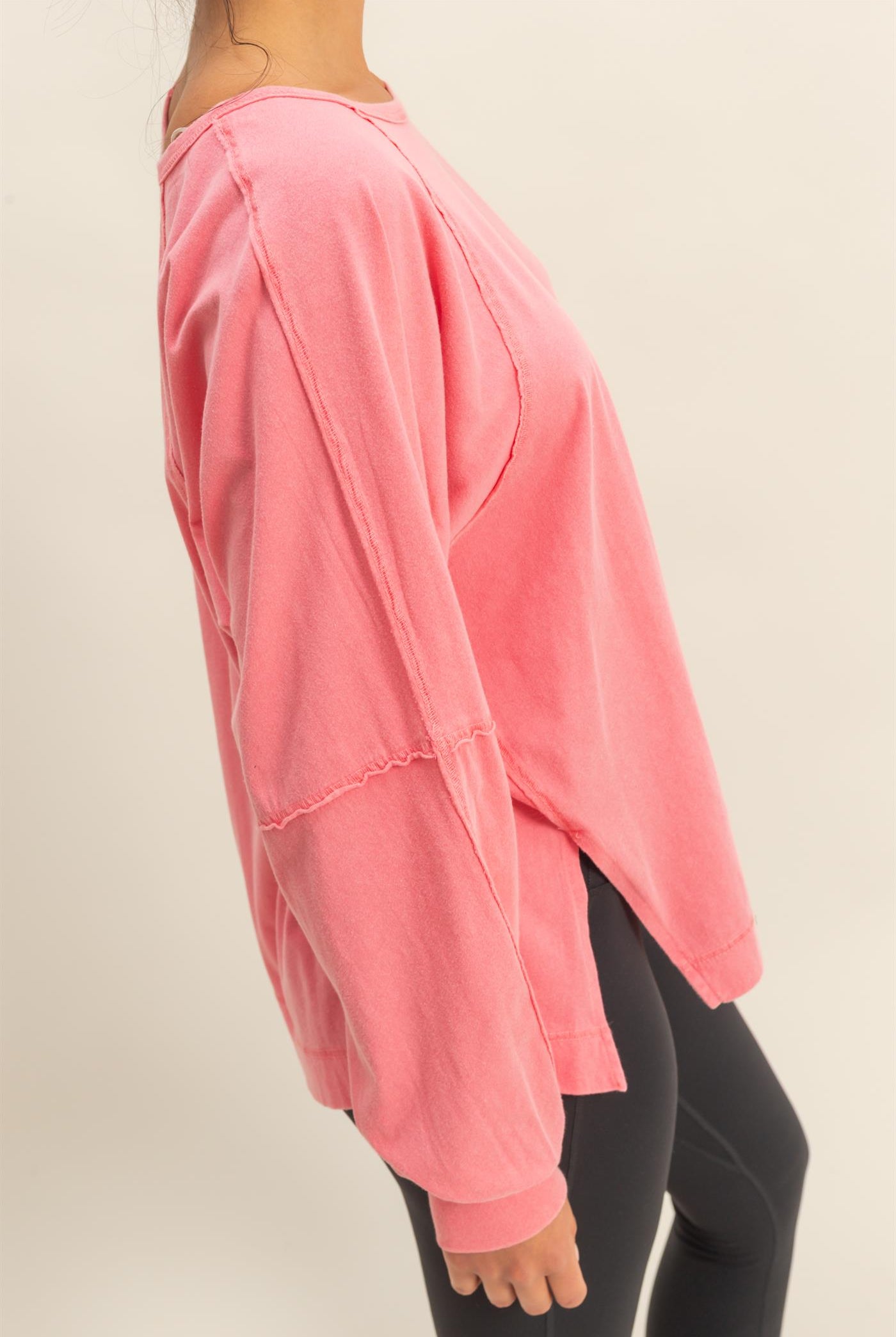 Wholesale Washed Oversized Long Sleeve Top With Slit Clothing Tops DZ25C921 TAFFY PINK HYFVE