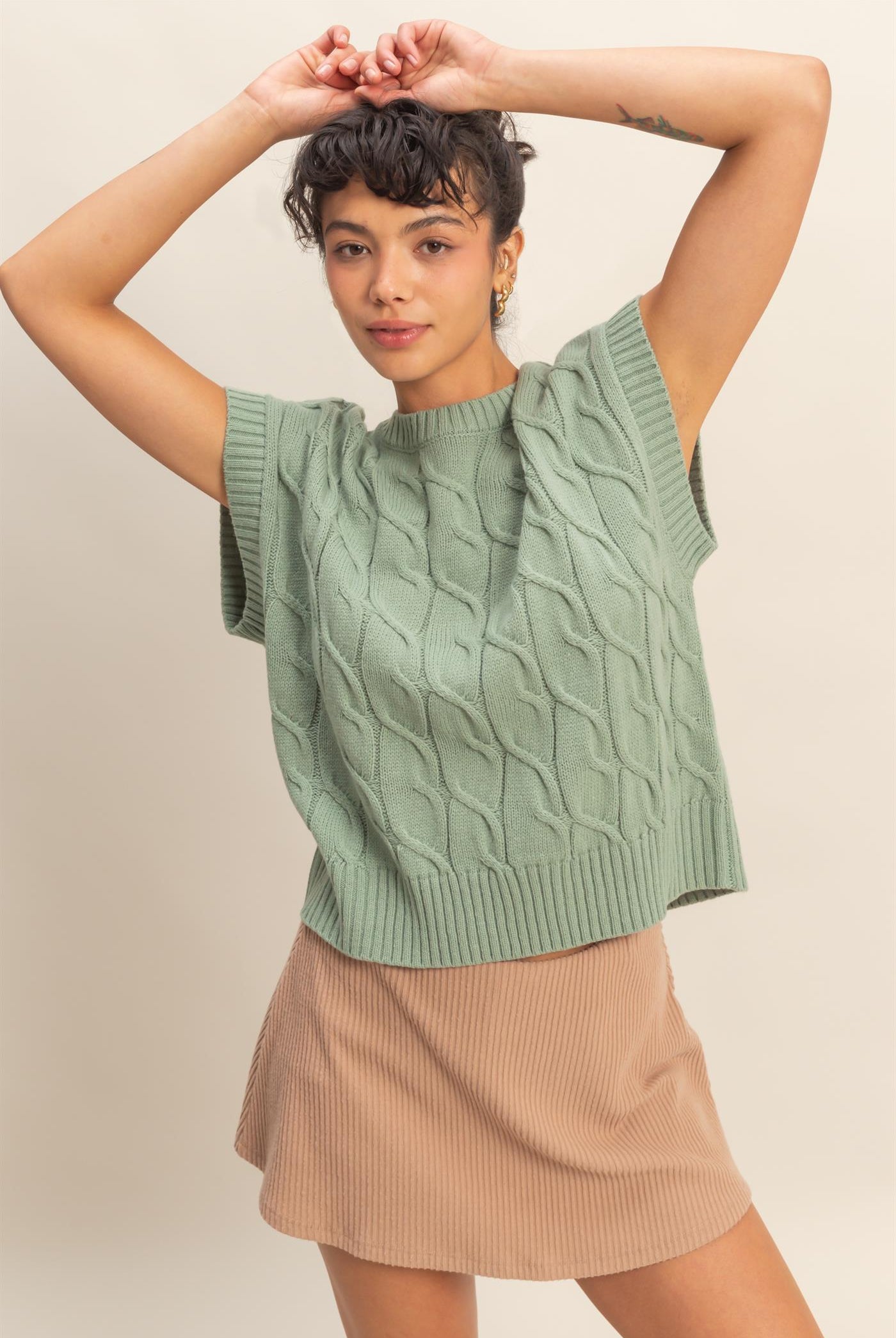 Wholesale Sleeveless Oversized Cable Knit Sweater Vest Vests DZ25C905 SAGE GREEN DOUBLE ZERO