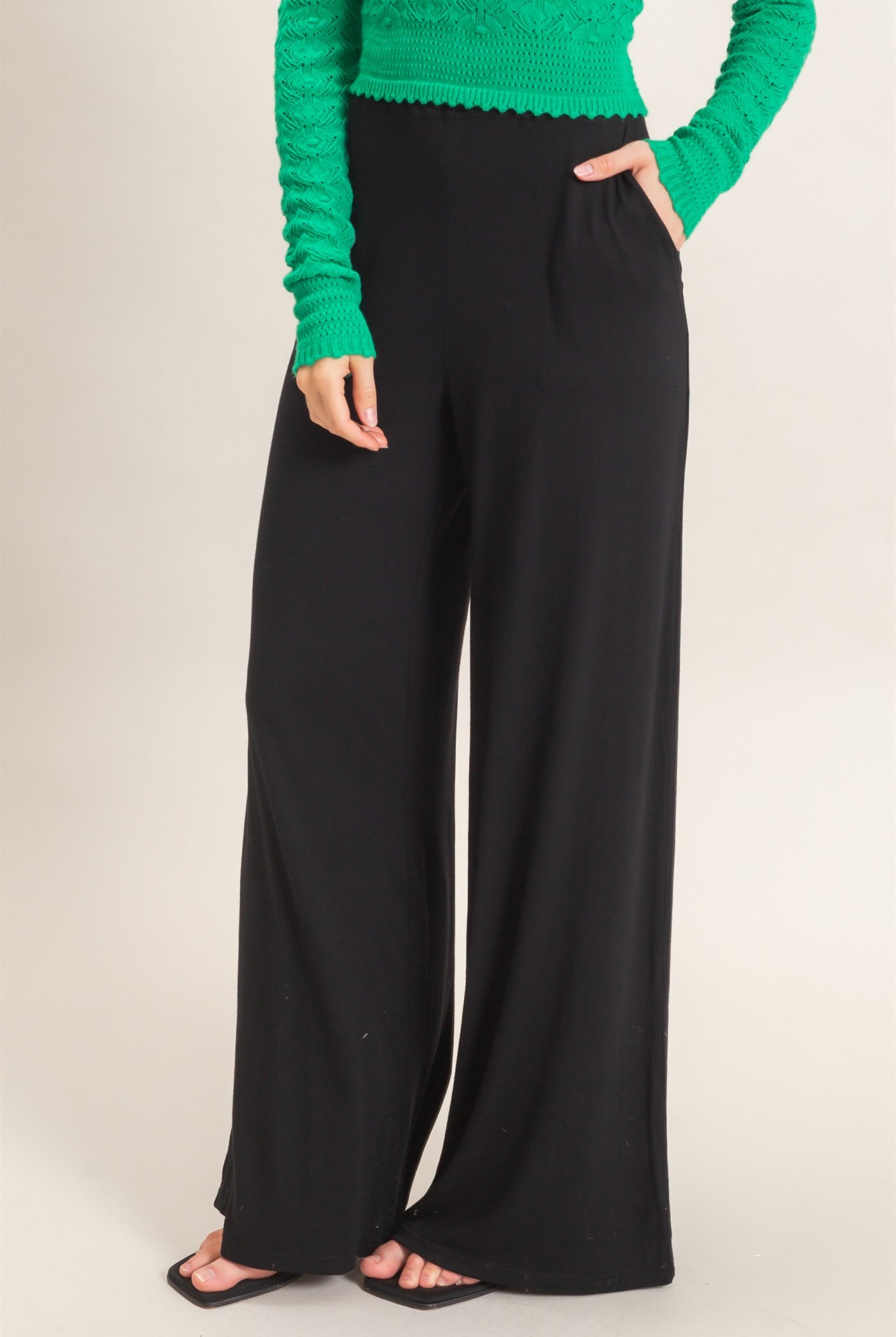 Wholesale Wide-Leg Elastic Waist Pants Pants HF26F299-D BLACK HYFVE