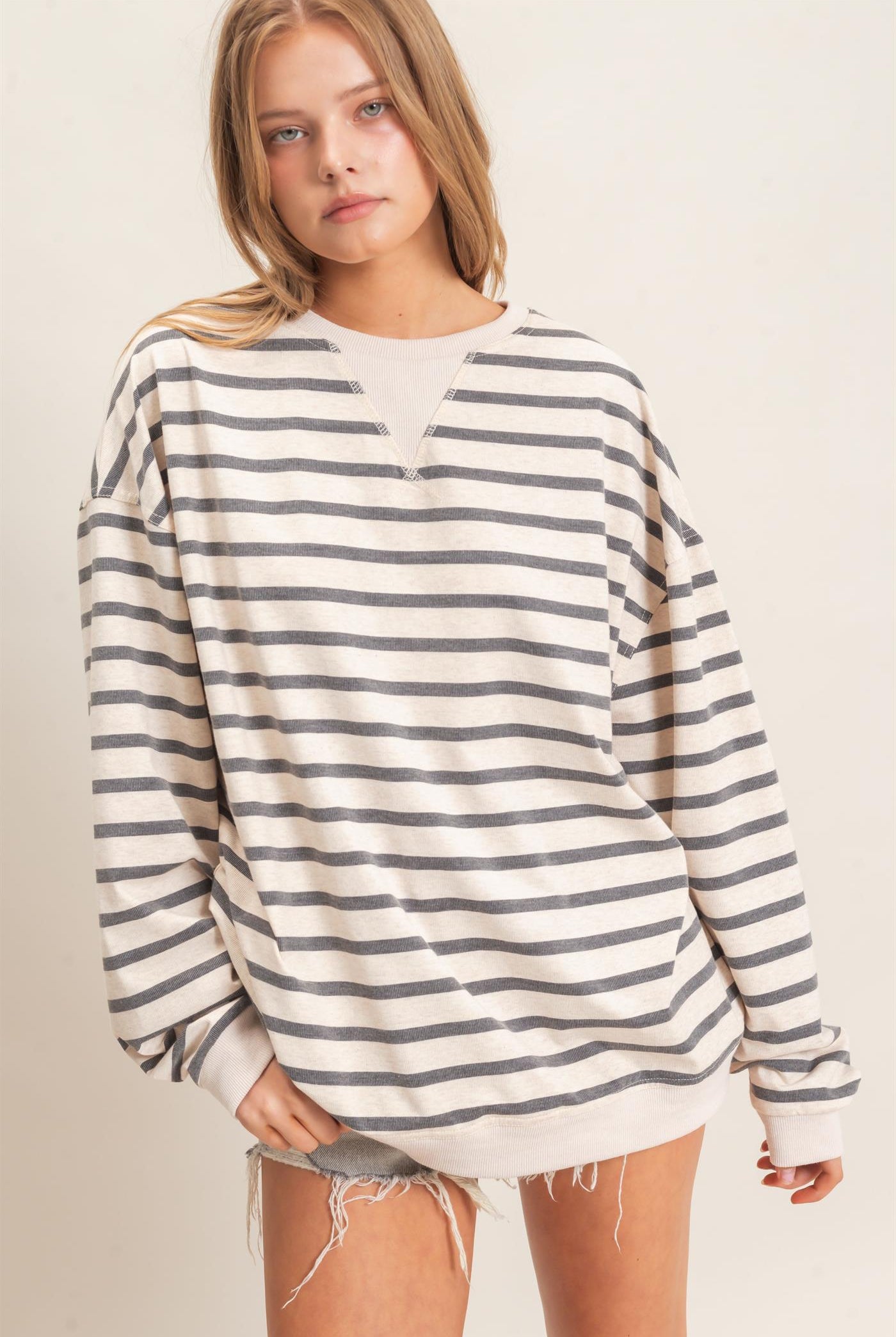 Wholesale Striped Long Sleeve Pullover Sweatshirts HF26F077 GRAY/ECRU HYFVE