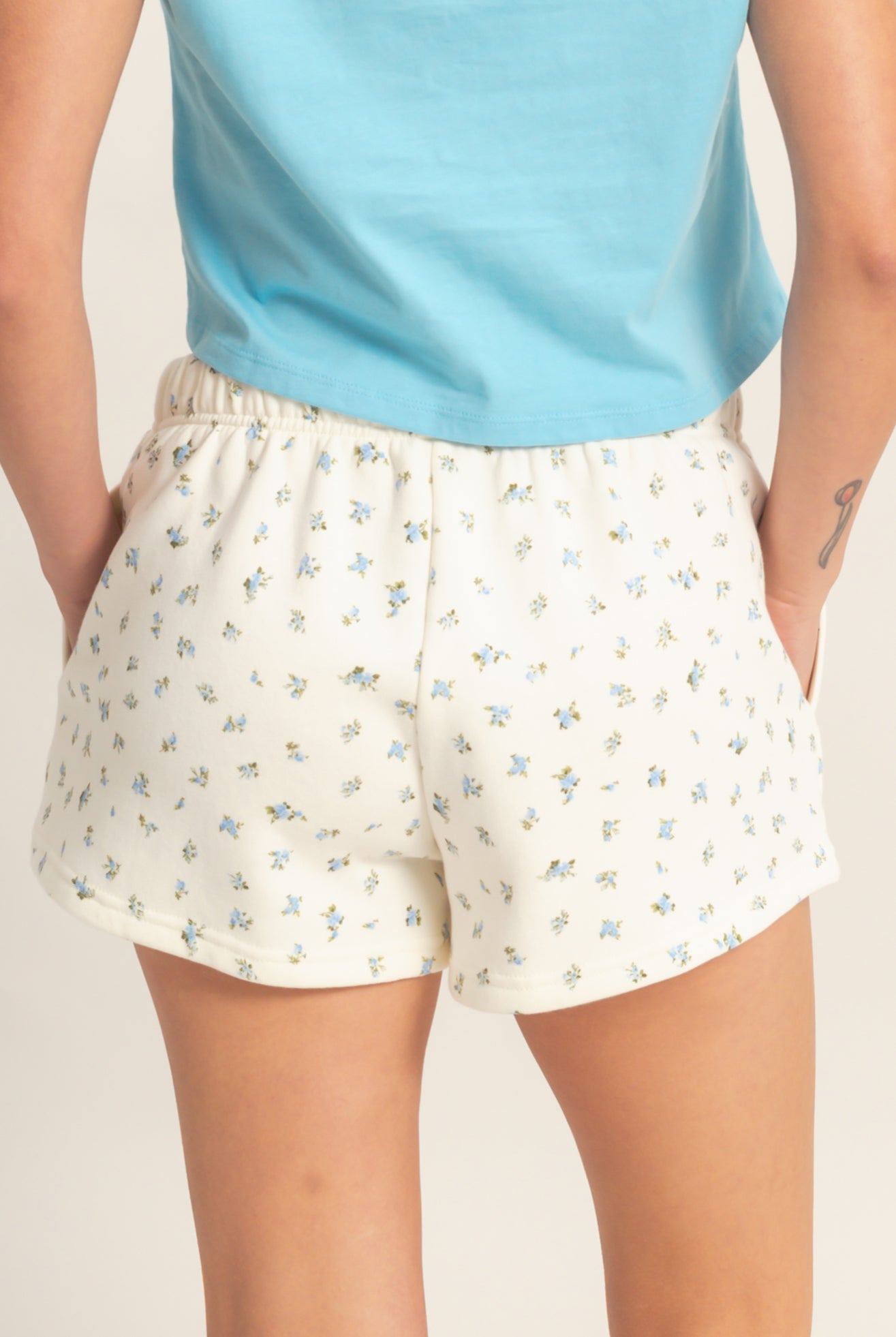 Wholesale Ditsy Floral French Terry Shorts Shorts DZ26C391 BLUE DOUBLE ZERO