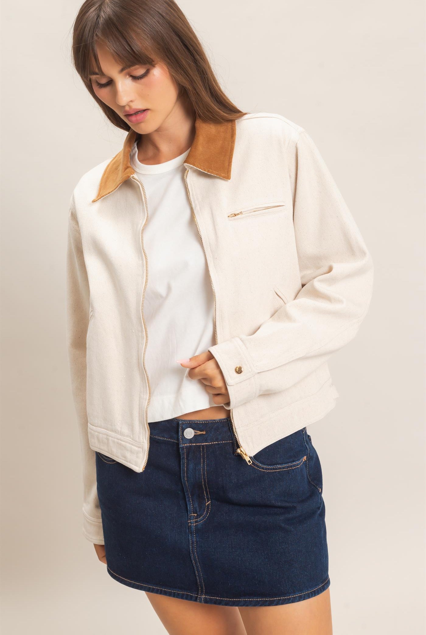Wholesale Twill Jacket With Corduroy Collar Outerwear HF26E011 CREAM HYFVE