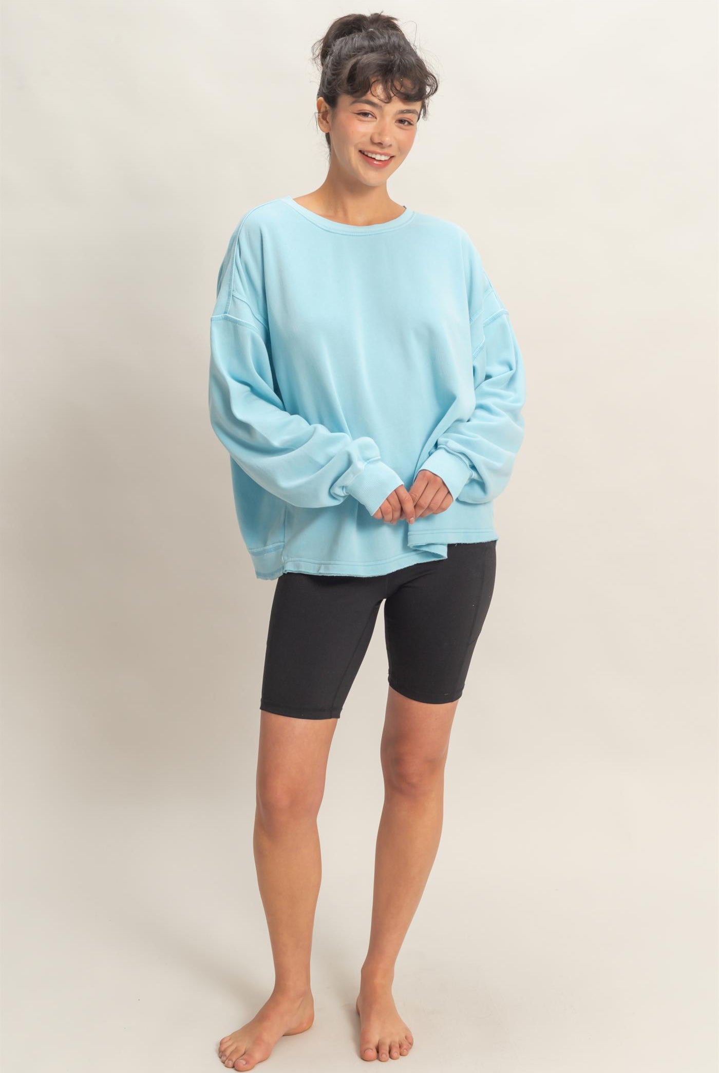 Wholesale Oversized Cross Detail Open Back Sweatshirt Clothing Tops DZ26E050 BLUE DOUBLE ZERO