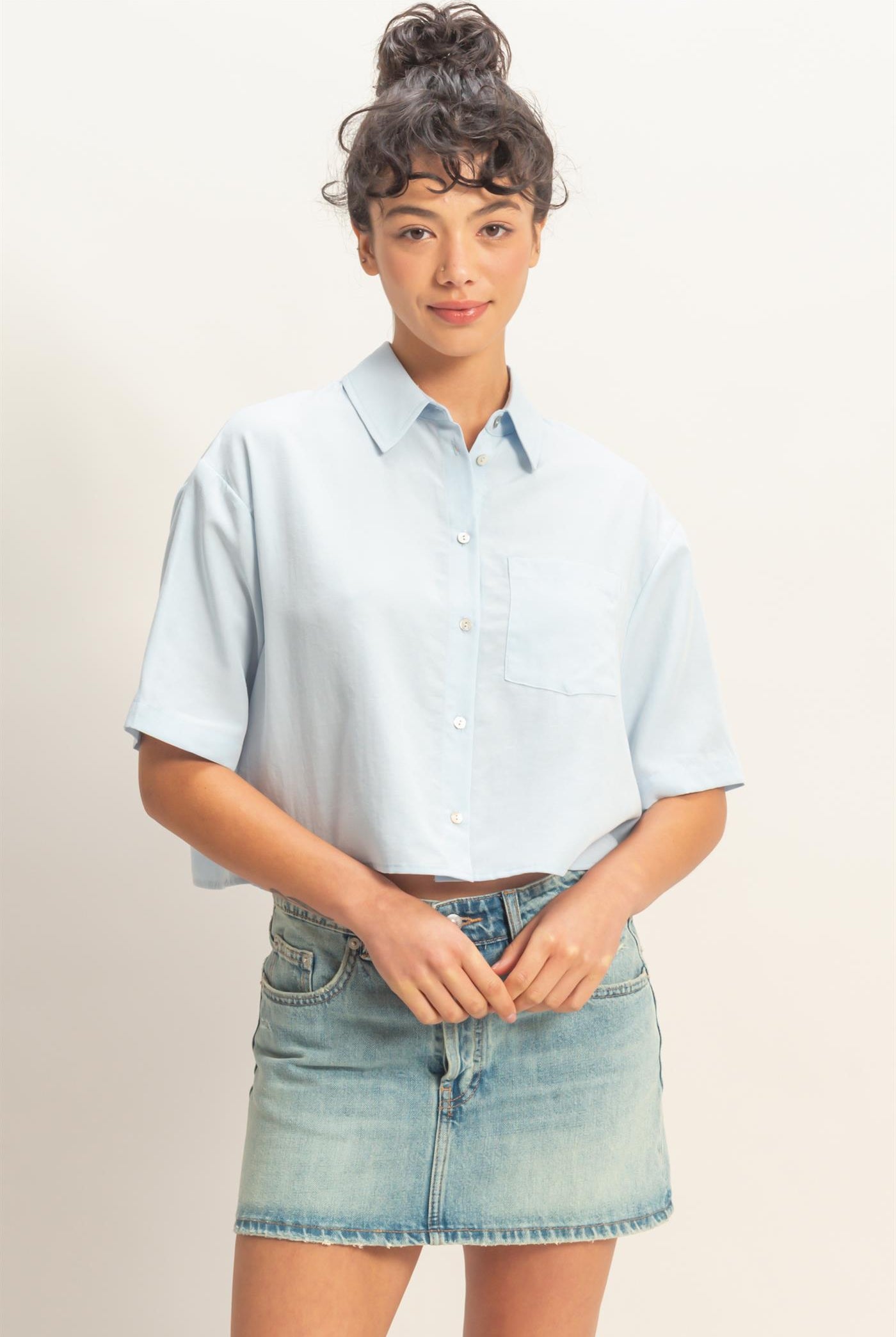 Wholesale Linen Blend Cropped Button-Up Shirt With Pocket Clothing Tops DZ26A583 ICE BLUE DOUBLE ZERO