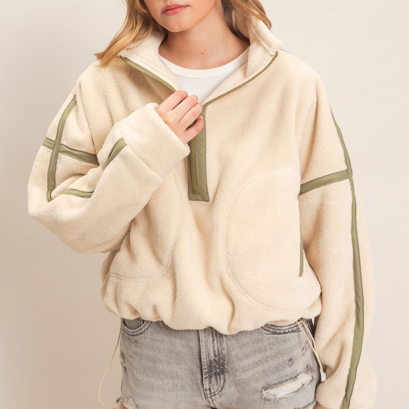 Wholesale Contrast Trim Half-Zip Fleece Pullover Outerwear HF26F206-D LIGHT BEIGE HYFVE