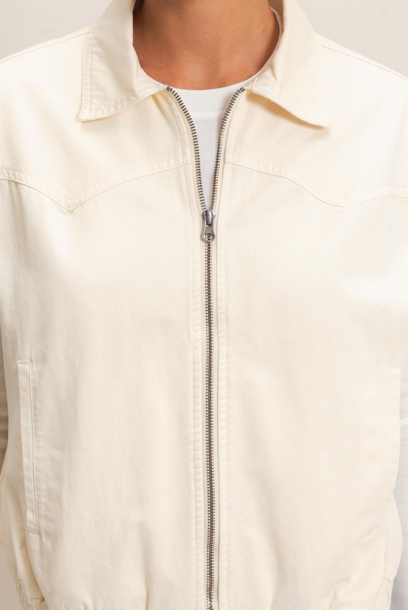 Wholesale Mineral Wash Sleeveless Zip-Up Collar Vest Vests DZ26E392 IVORY DOUBLE ZERO