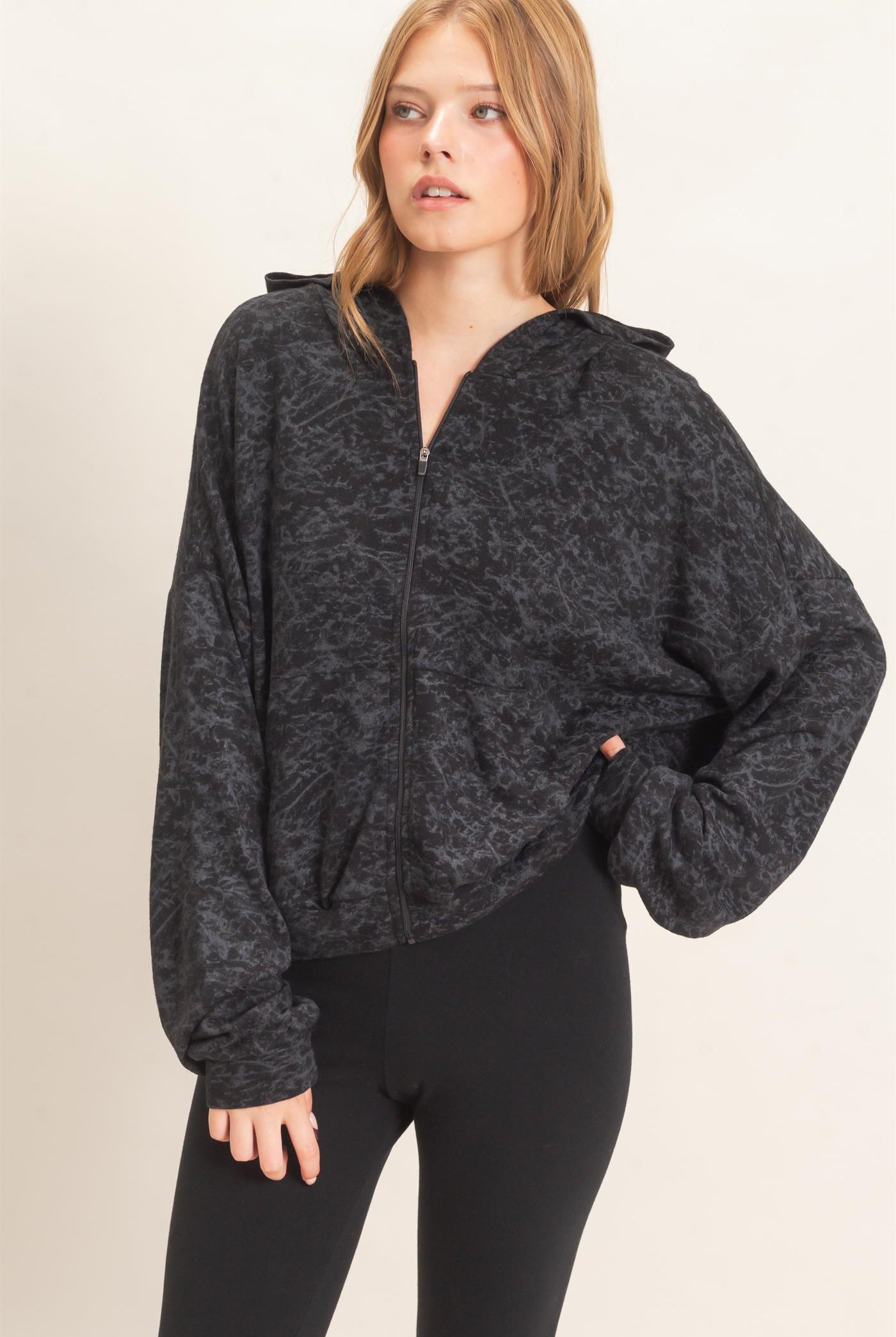 Wholesale Abstract Print Zip-Up Hoodie Hoodies HF26E735 BLACK HYFVE