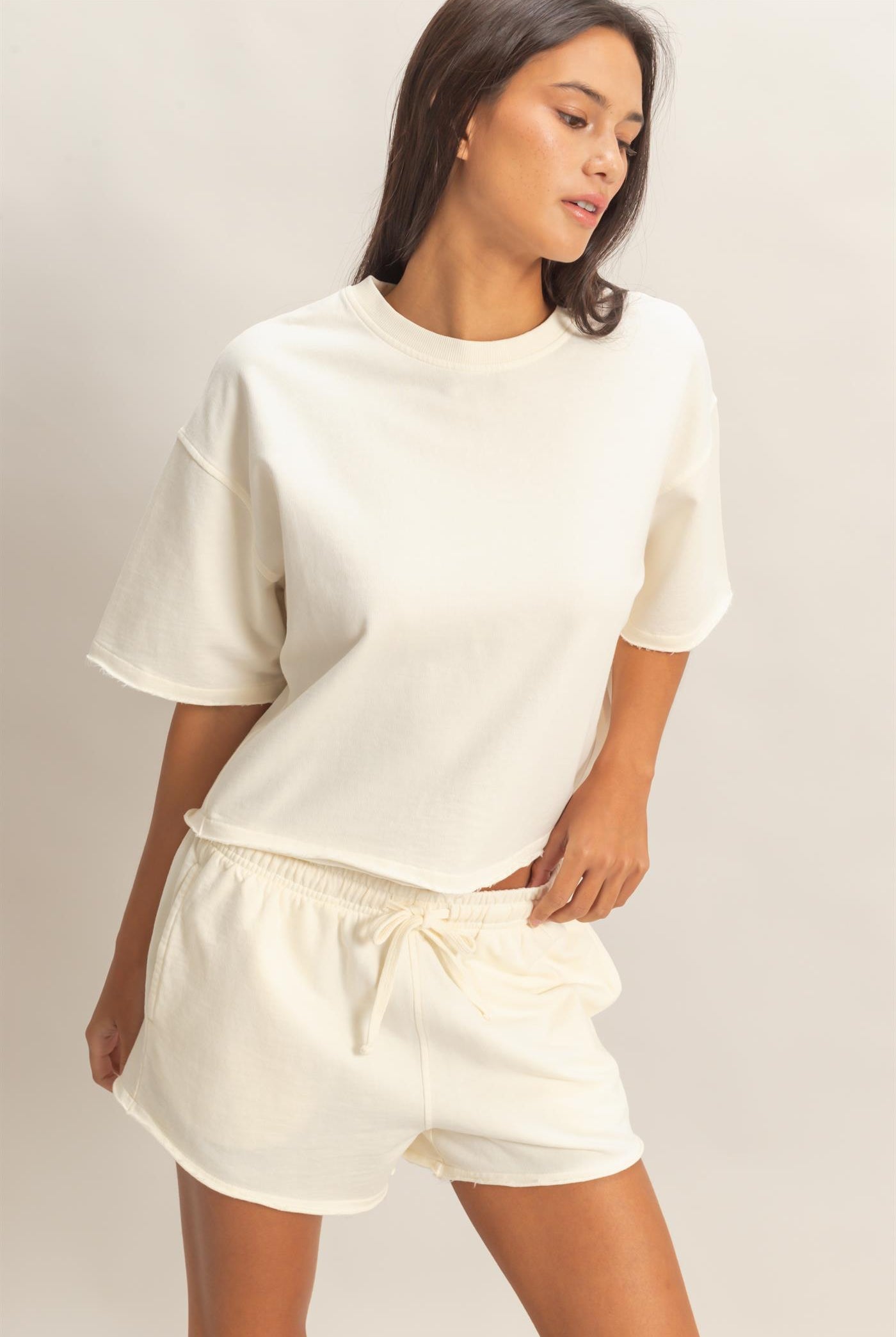 Wholesale Short Sleeve Crew Neck Top And Shorts Set Clothing DZ26C668-SET CREAM DOUBLE ZERO