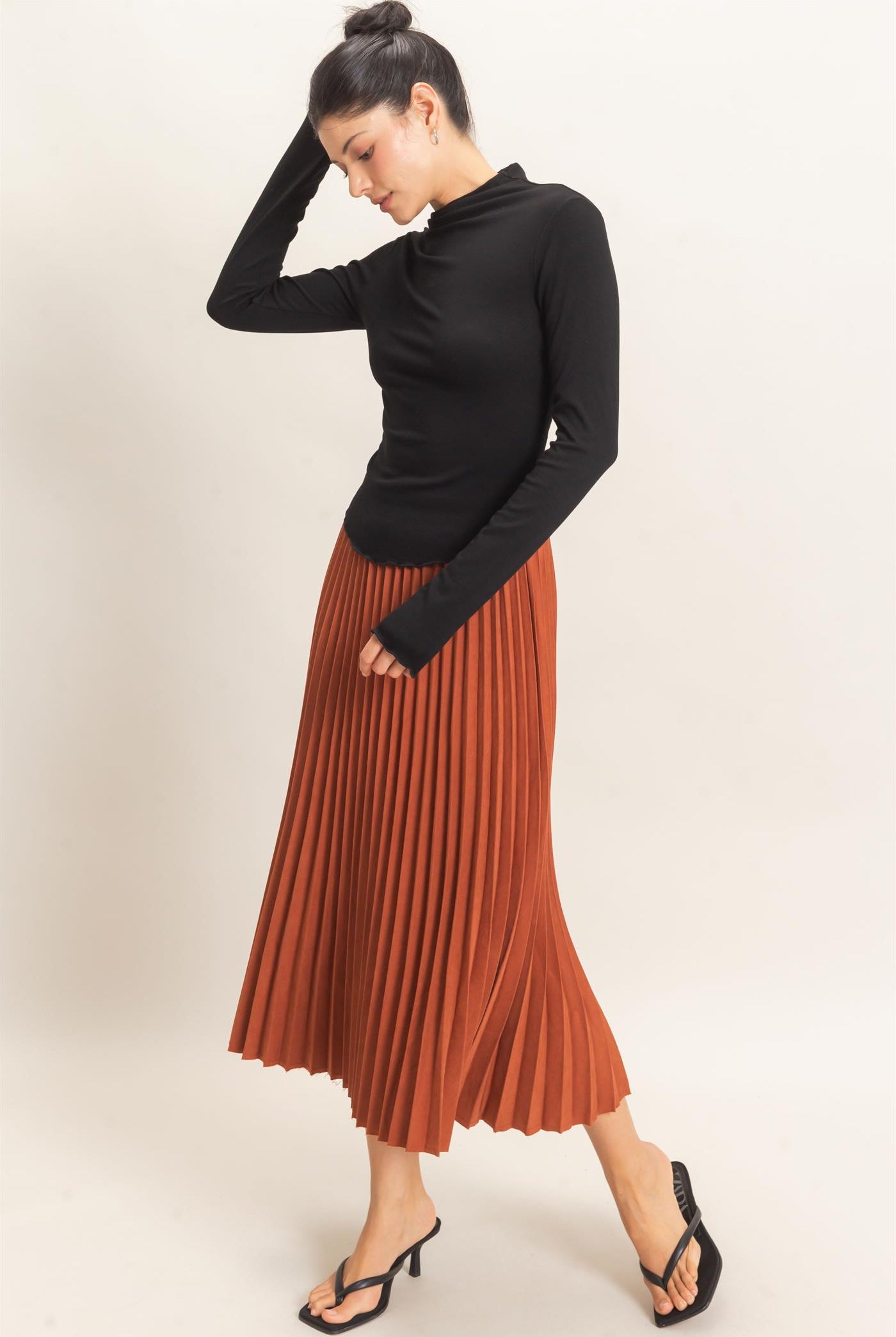 Wholesale Suede Accordion Pleated Skirt Skirts HF26F084-D RUST HYFVE
