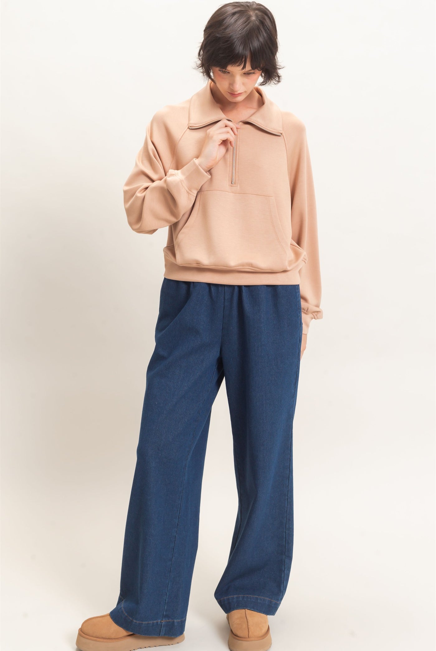 Wholesale Half-Zip Collar Raglan Pullover Sweatshirts DZ26C967 DARK TAUPE DOUBLE ZERO