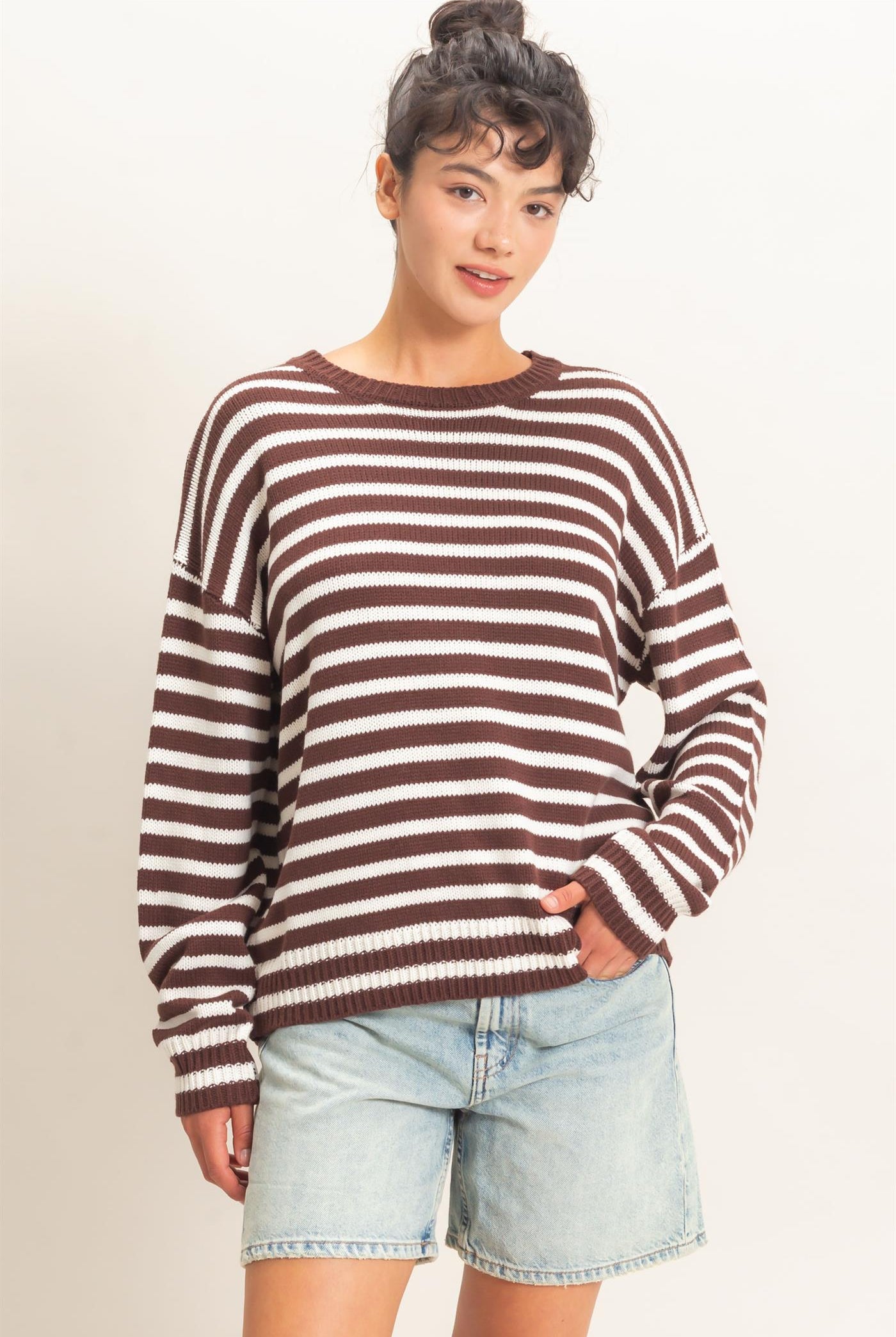 Wholesale Striped Crew Neck Sweater Sweaters DZ26E237 DARK BROWN DOUBLE ZERO