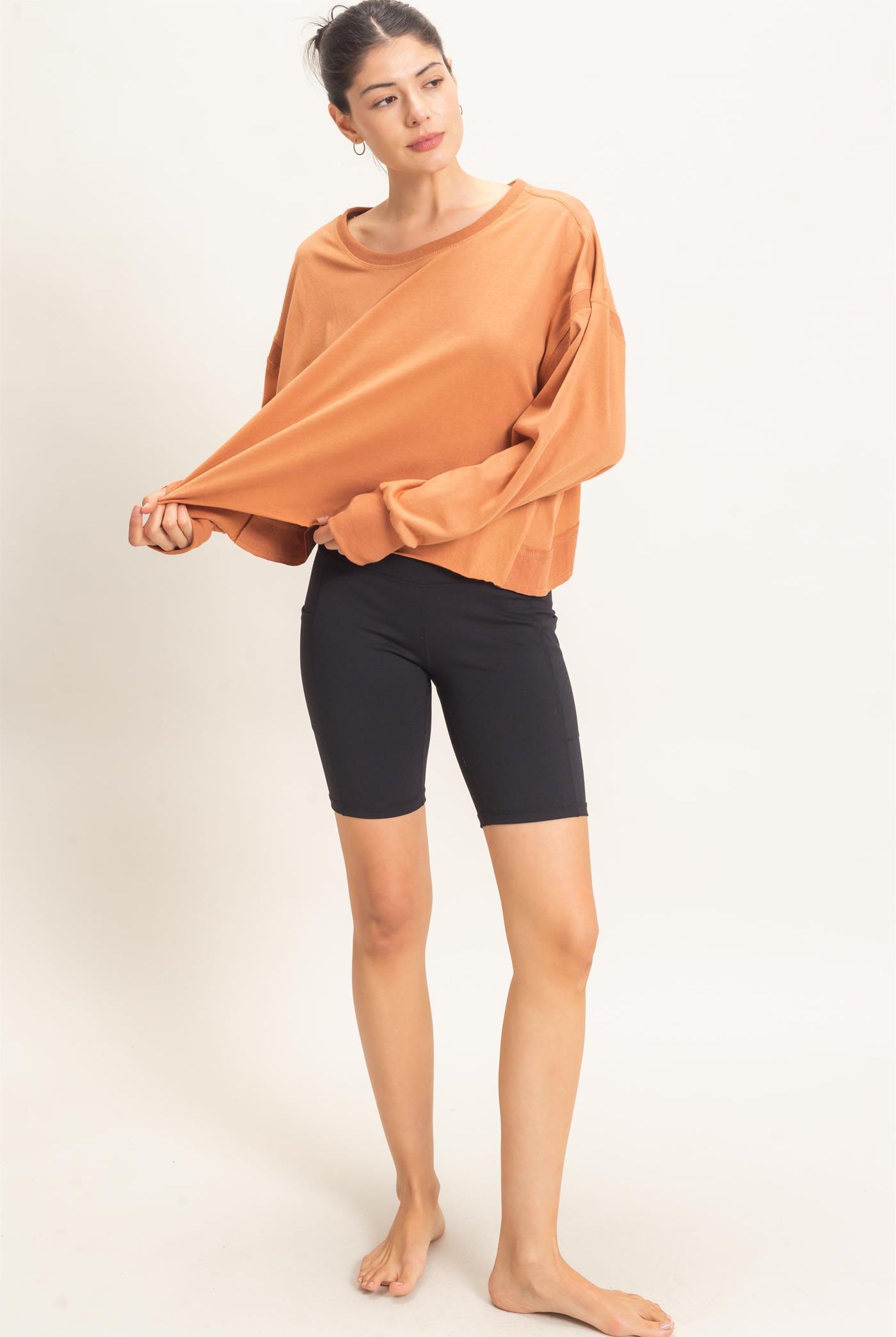 Wholesale Crew Neck Top Clothing Tops HF26C808 SIENNA BROWN HYFVE