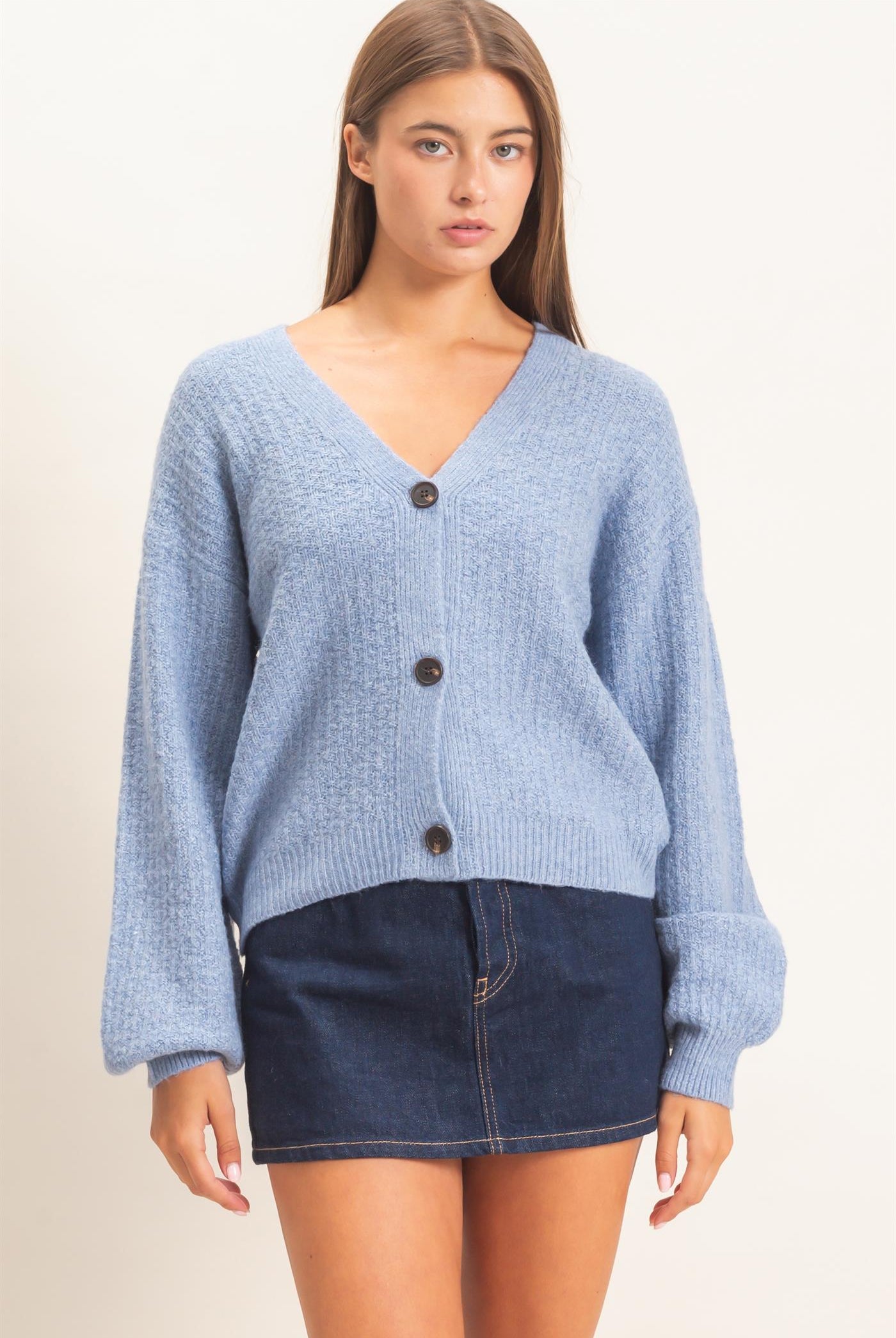 Wholesale Textured V-Neck Cardigan Cardigans DZ26E080 DUSTY BLUE DOUBLE ZERO