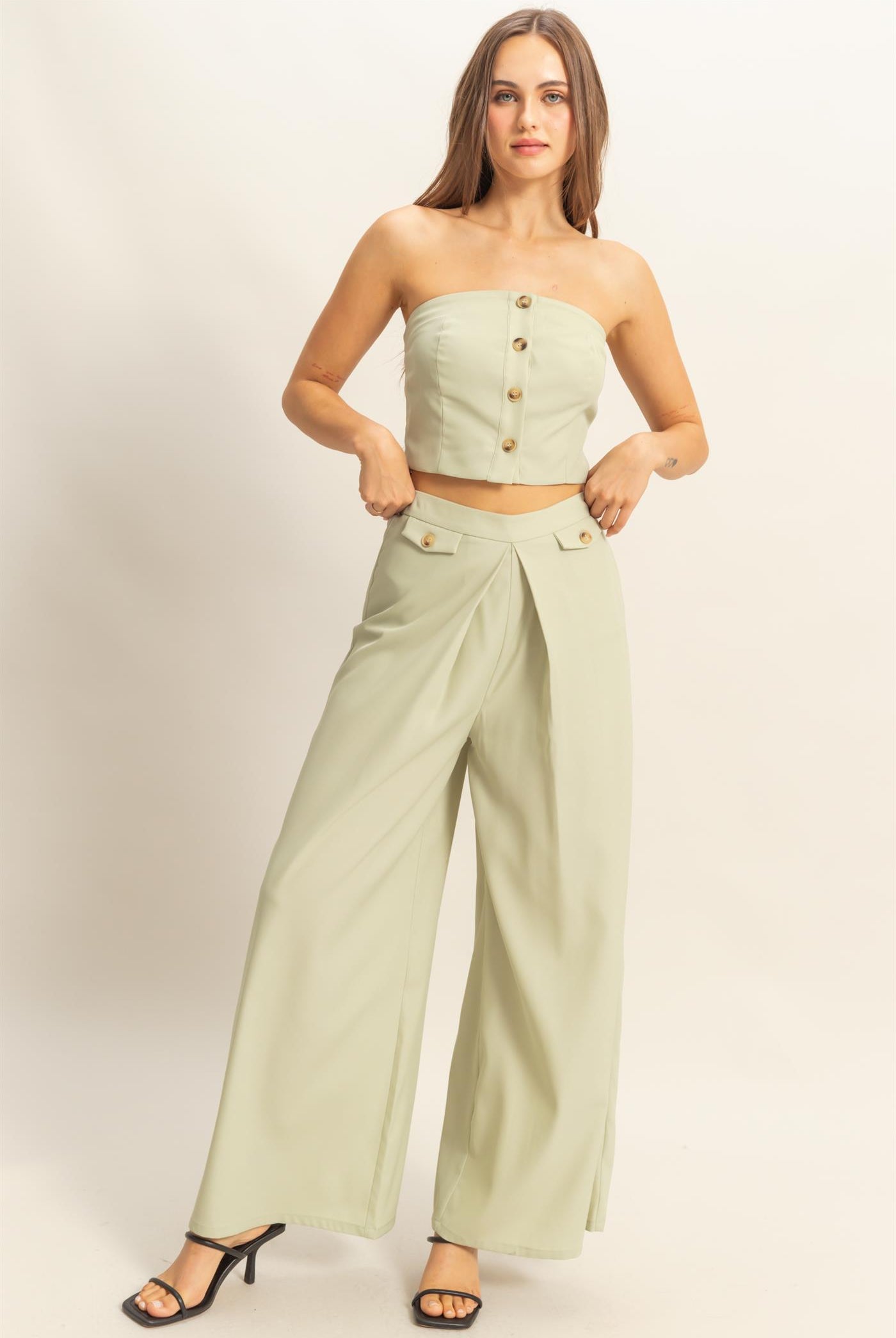 Wholesale Strapless Buttoned Top And Pants Set Clothing HF25E017-SET L.SAGE HYFVE