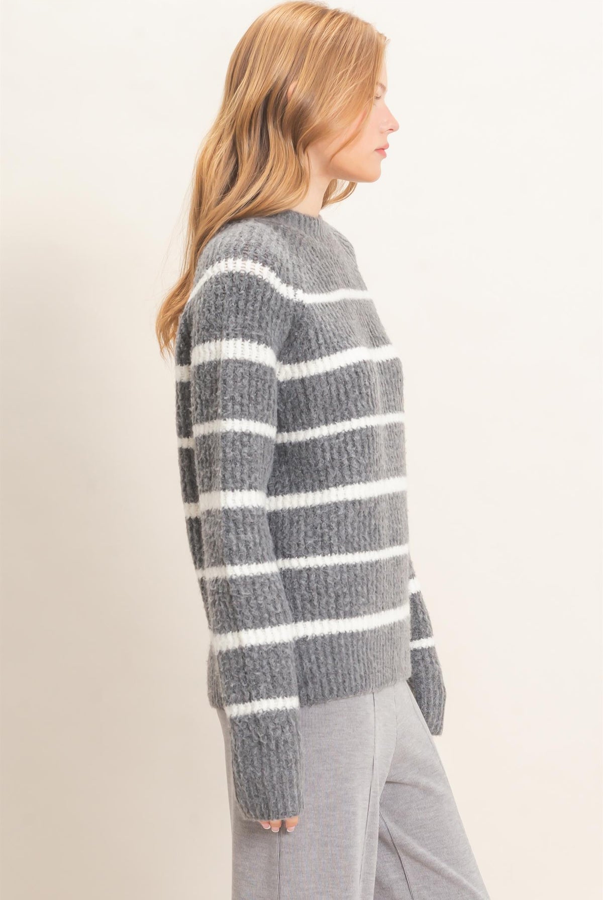 Wholesale Textured Striped Mock Neck Sweater Sweaters HF26E765 GRAY HYFVE