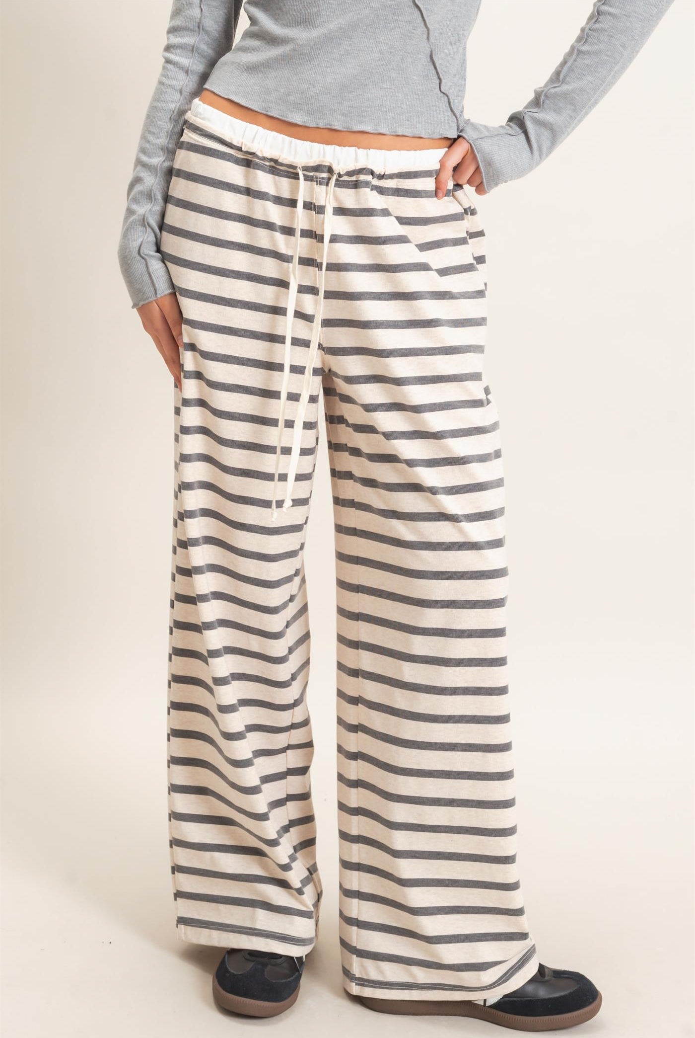 Wholesale Striped Wide-Leg Pants Pants HF26F229-D GRAY/ECRU HYFVE