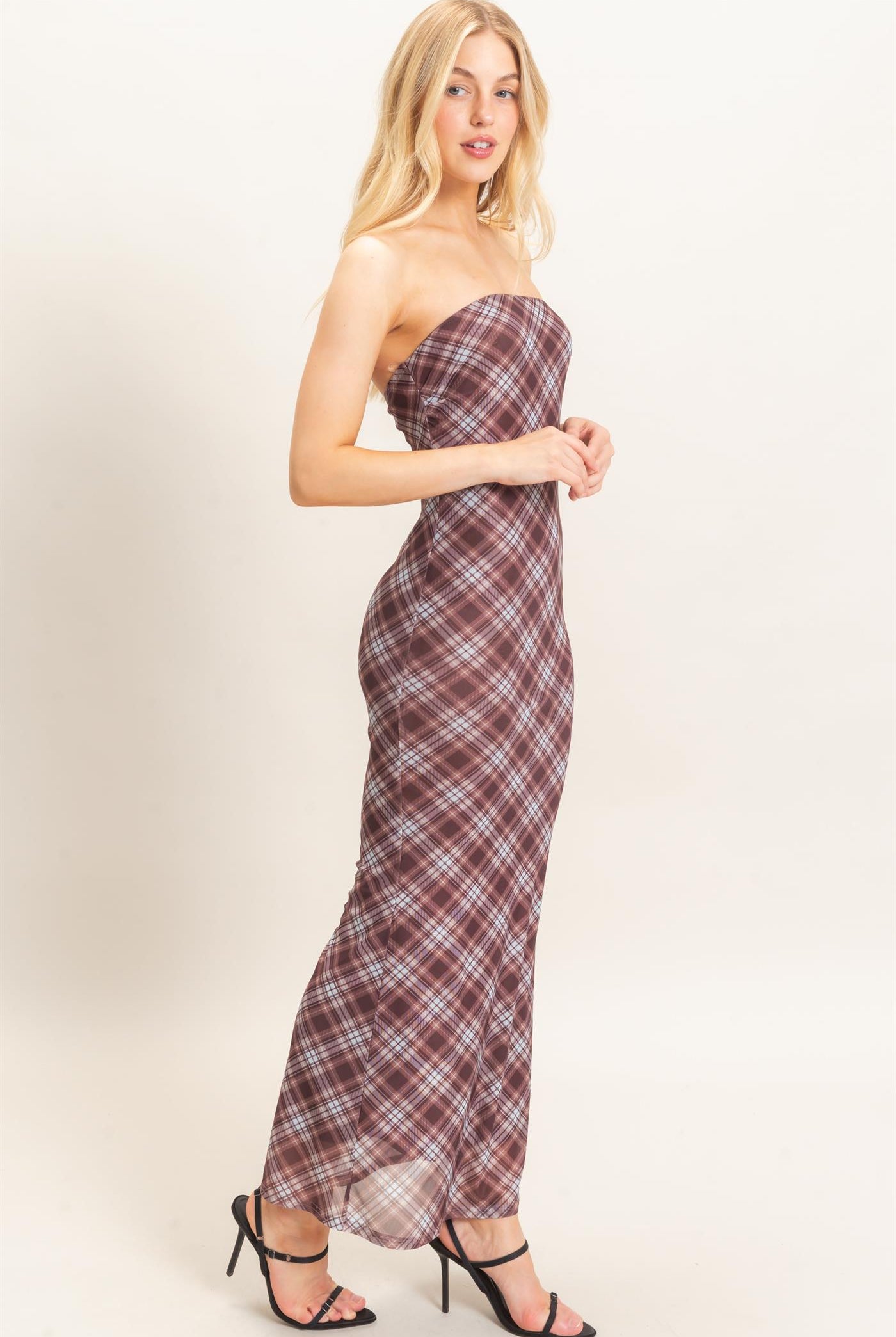 Wholesale Strapless Printed Mesh Maxi Dress Dresses HF26F212 BROWN/PLAID HYFVE
