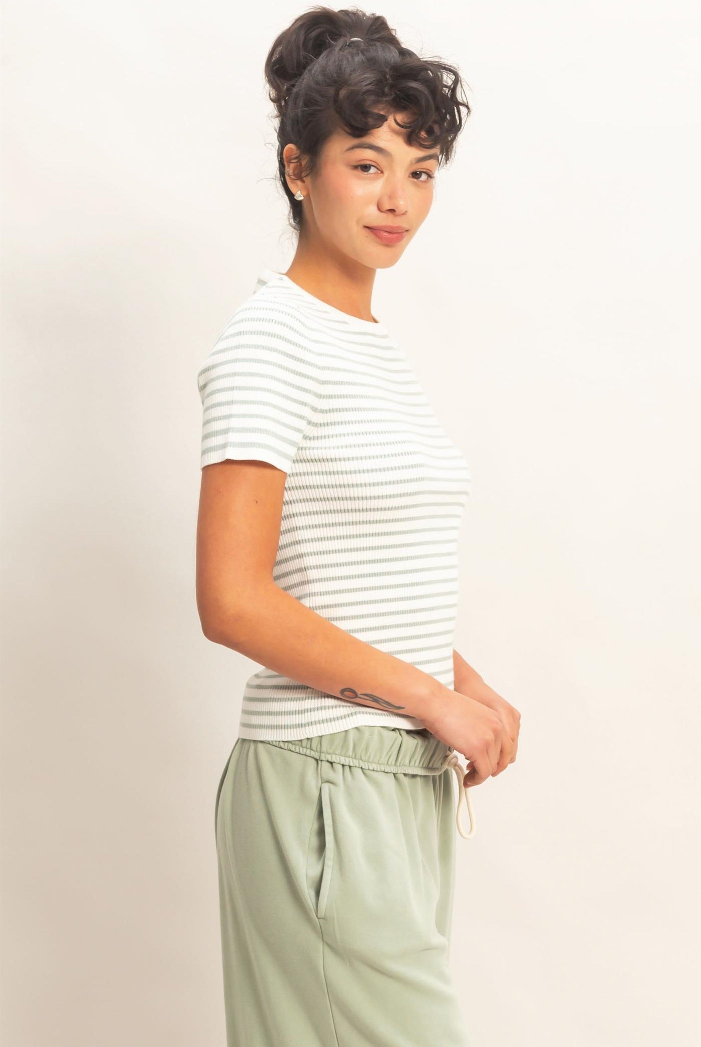 Wholesale Striped Ribbed Short Sleeve Crew Neck Knit Top Clothing Tops DZ26A450 SAGE GREEN DOUBLE ZERO