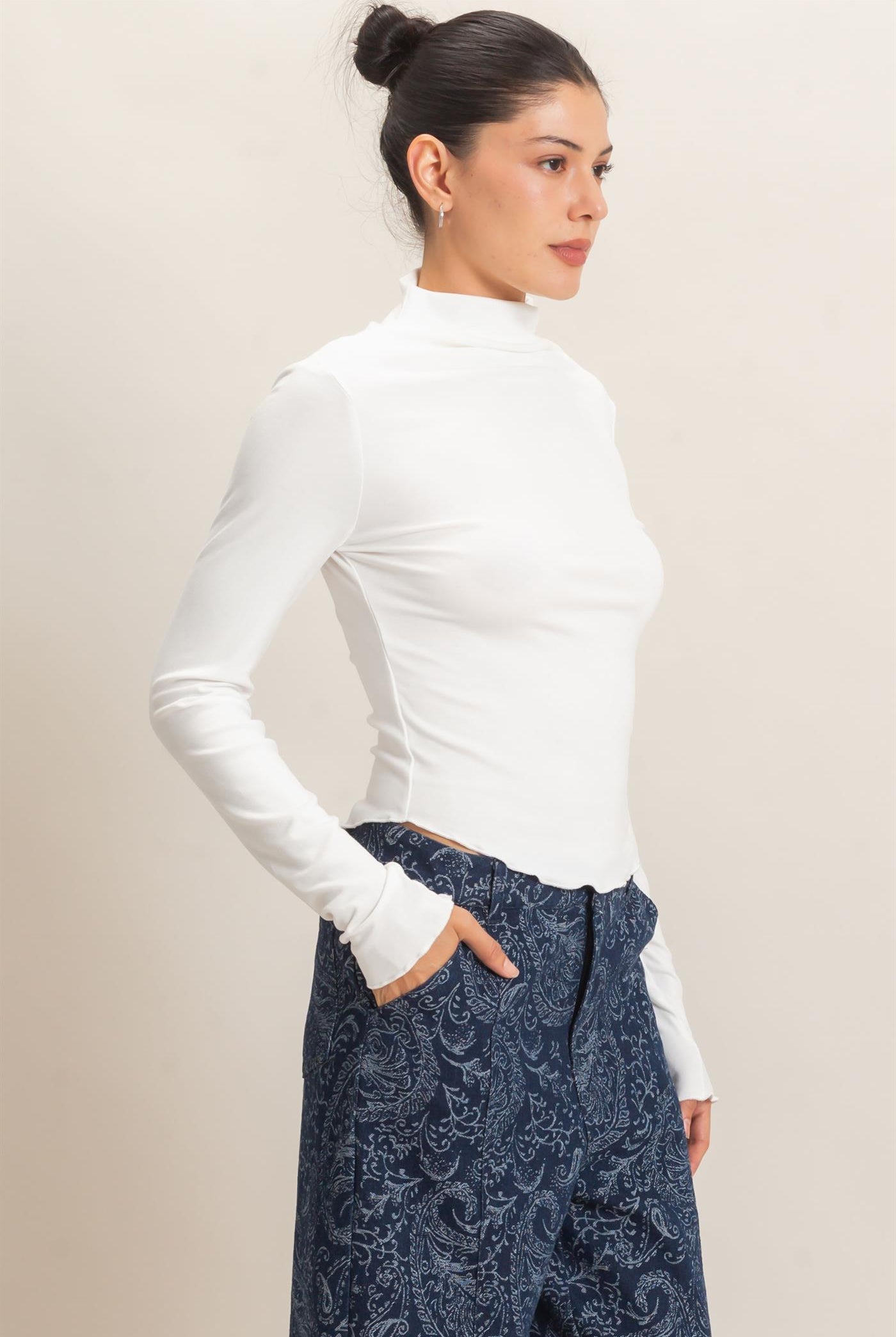 Wholesale Long Sleeve Lettuce Hem Top Clothing Tops HF26F122 IVORY HYFVE