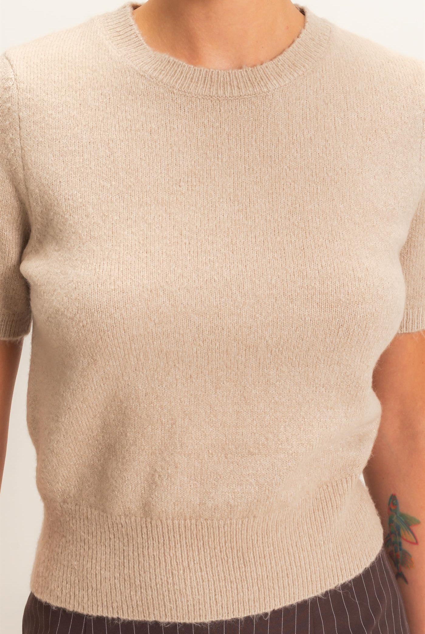 Wholesale Crew Neck Short Sleeve Knit Top Clothing Tops DZ26E944 TAUPE DOUBLE ZERO