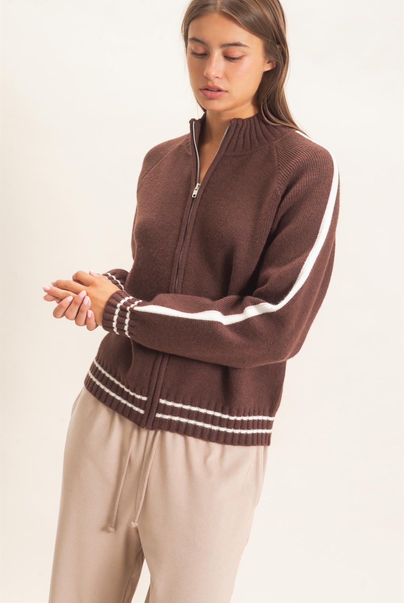Wholesale Contrast Stripe Zip-Up Sweater Sweaters DZ26E861 DARK BROWN DOUBLE ZERO