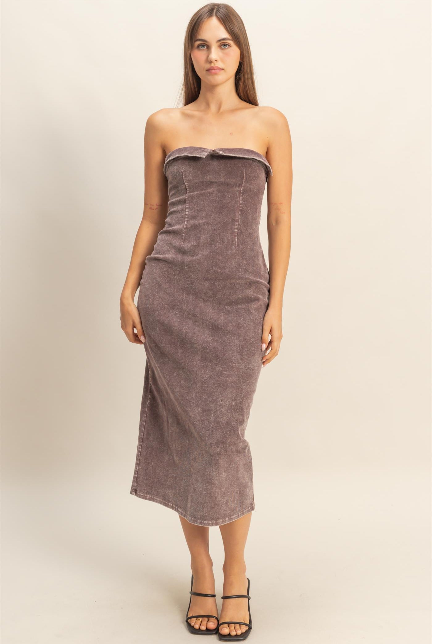 Wholesale Chic Mineral Washed Strapless Midi Dress Dresses HF25F379 BROWN HYFVE