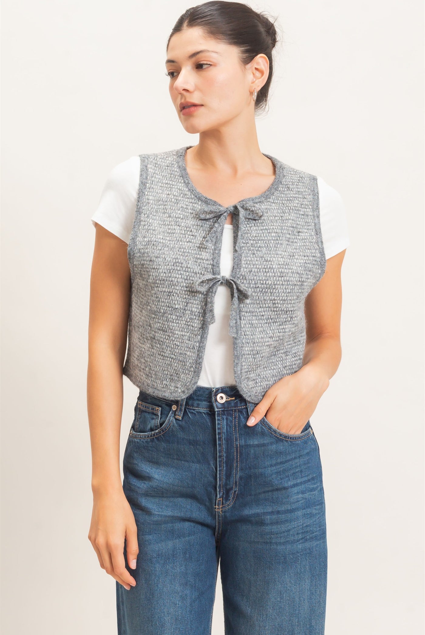Wholesale Sweater Vest With Front Ties Sweaters HF26E140 GRAY HYFVE