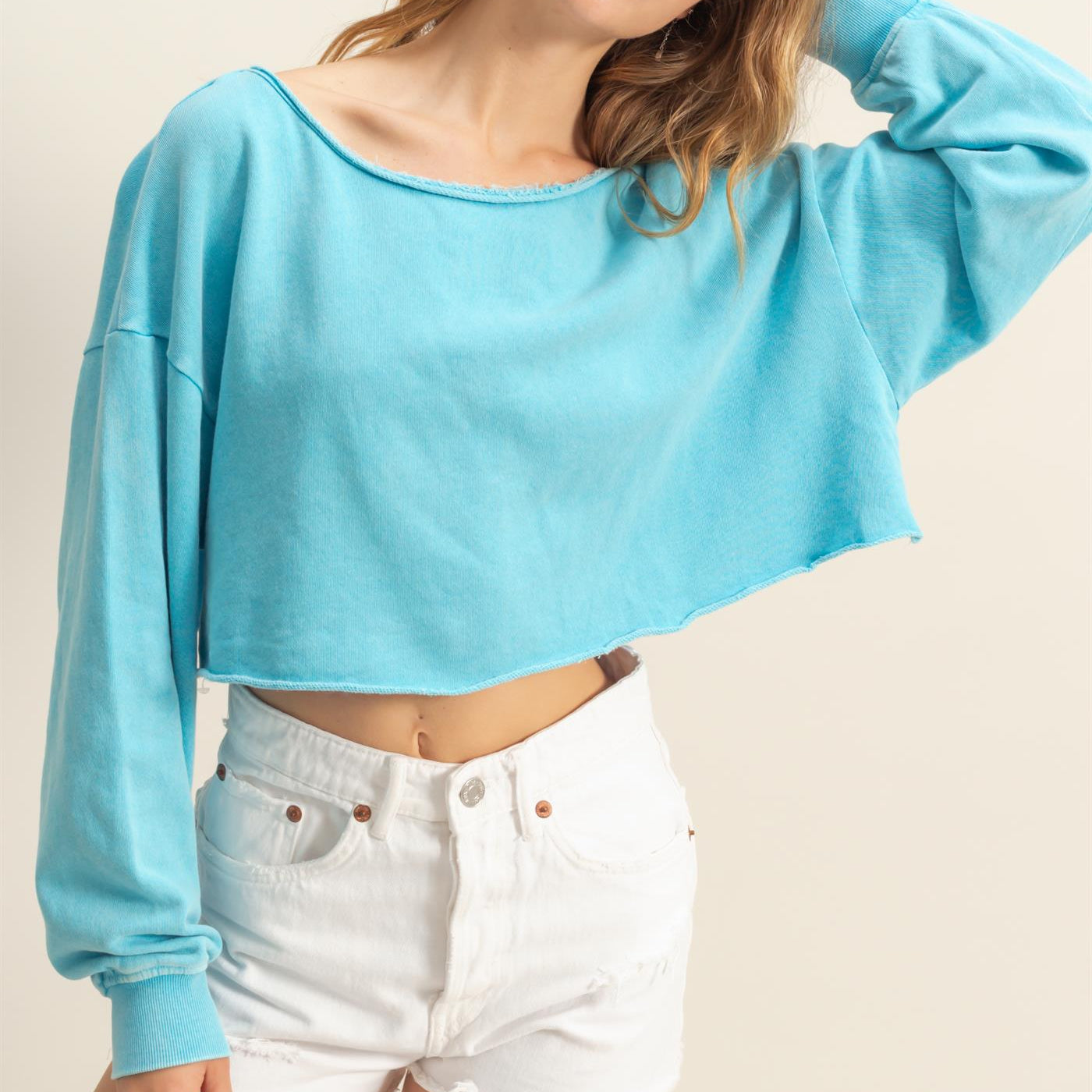 Wholesale Frayed Detail Long Sleeve Crop Top Sweatshirts DZ25A776 AQUA BLUE DOUBLE ZERO