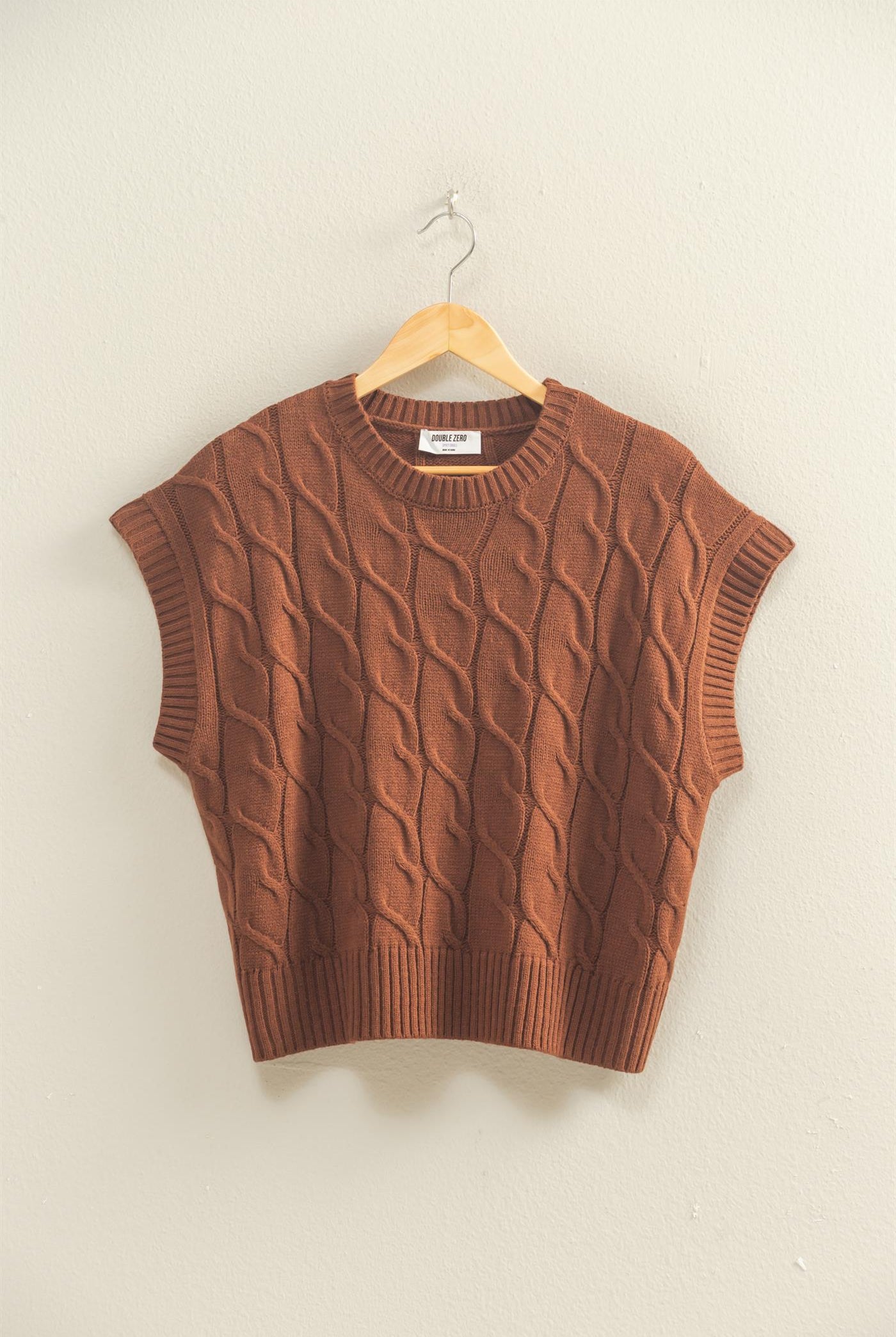 Wholesale Sleeveless Oversized Cable Knit Sweater Vest Vests DZ25C905 CHESTNUT DOUBLE ZERO
