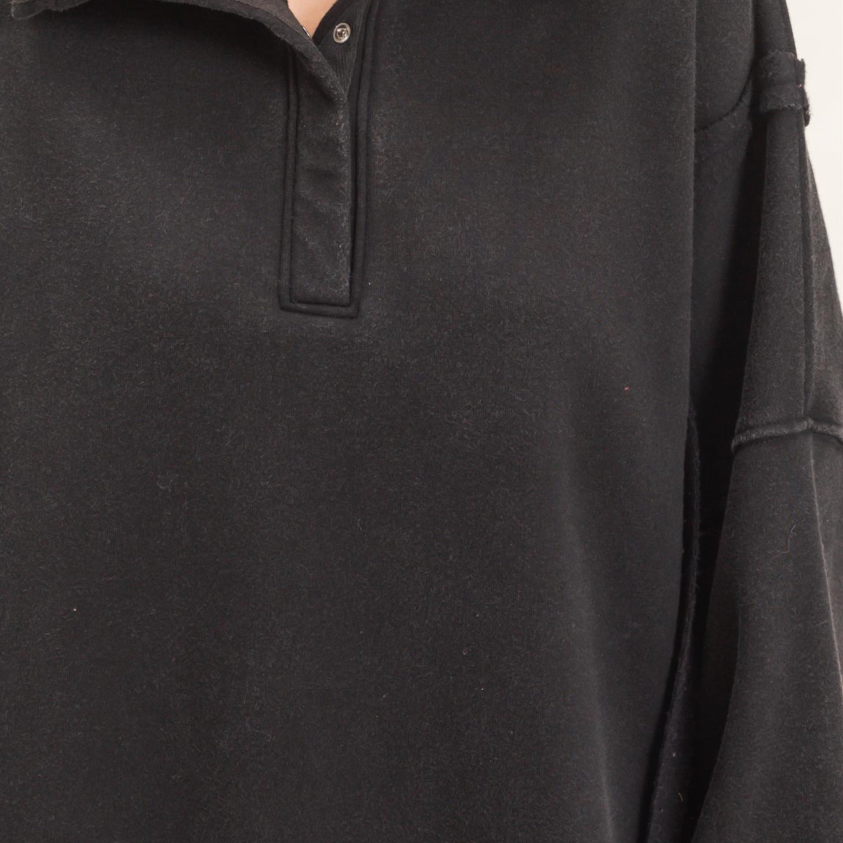 Wholesale Mineral Wash Snap Collar Pullover Clothing Tops HF26F086-D BLACK HYFVE