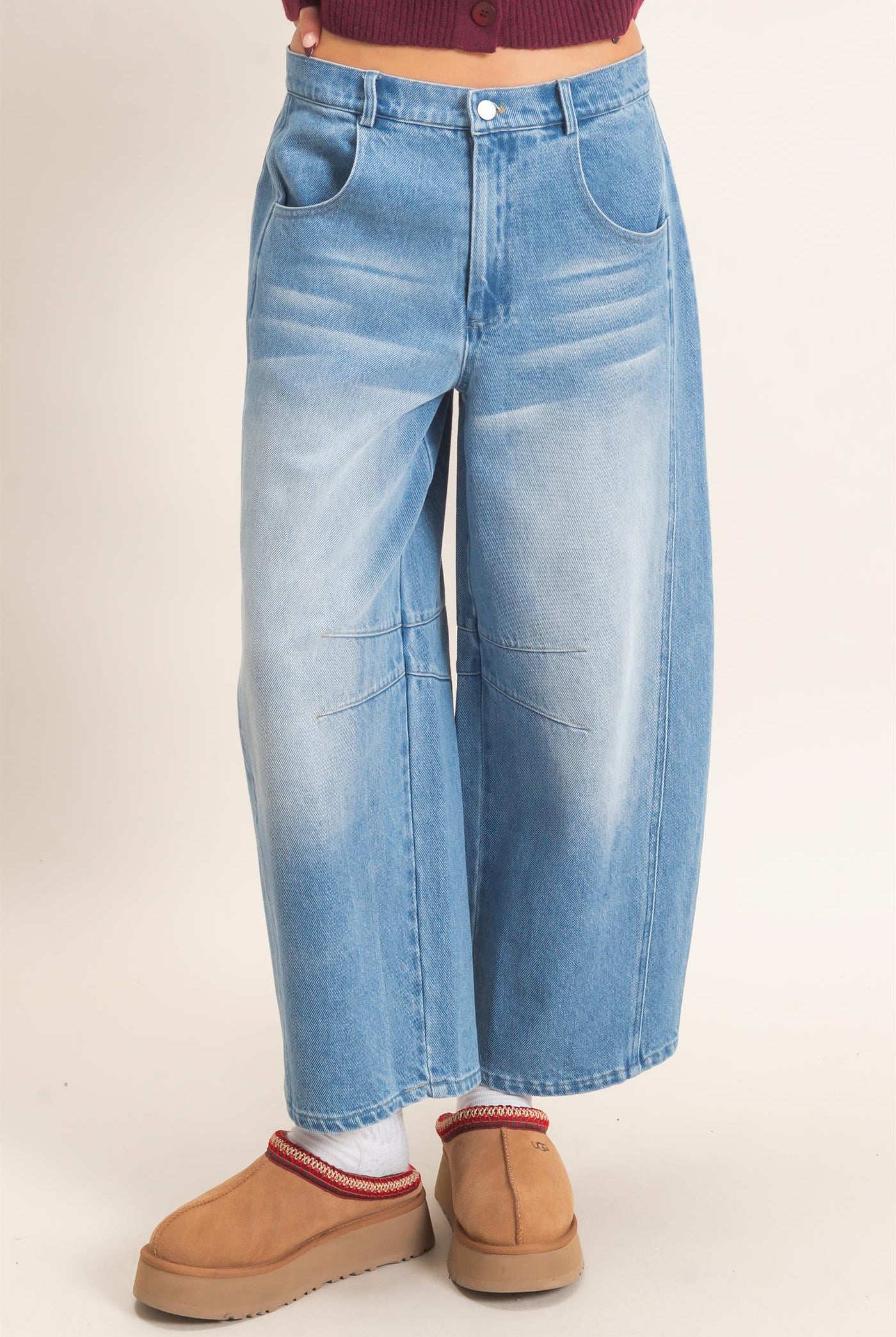 Wholesale Enzyme Wash Barrel Jeans Pants HF26E060 LIGHT BLUE HYFVE